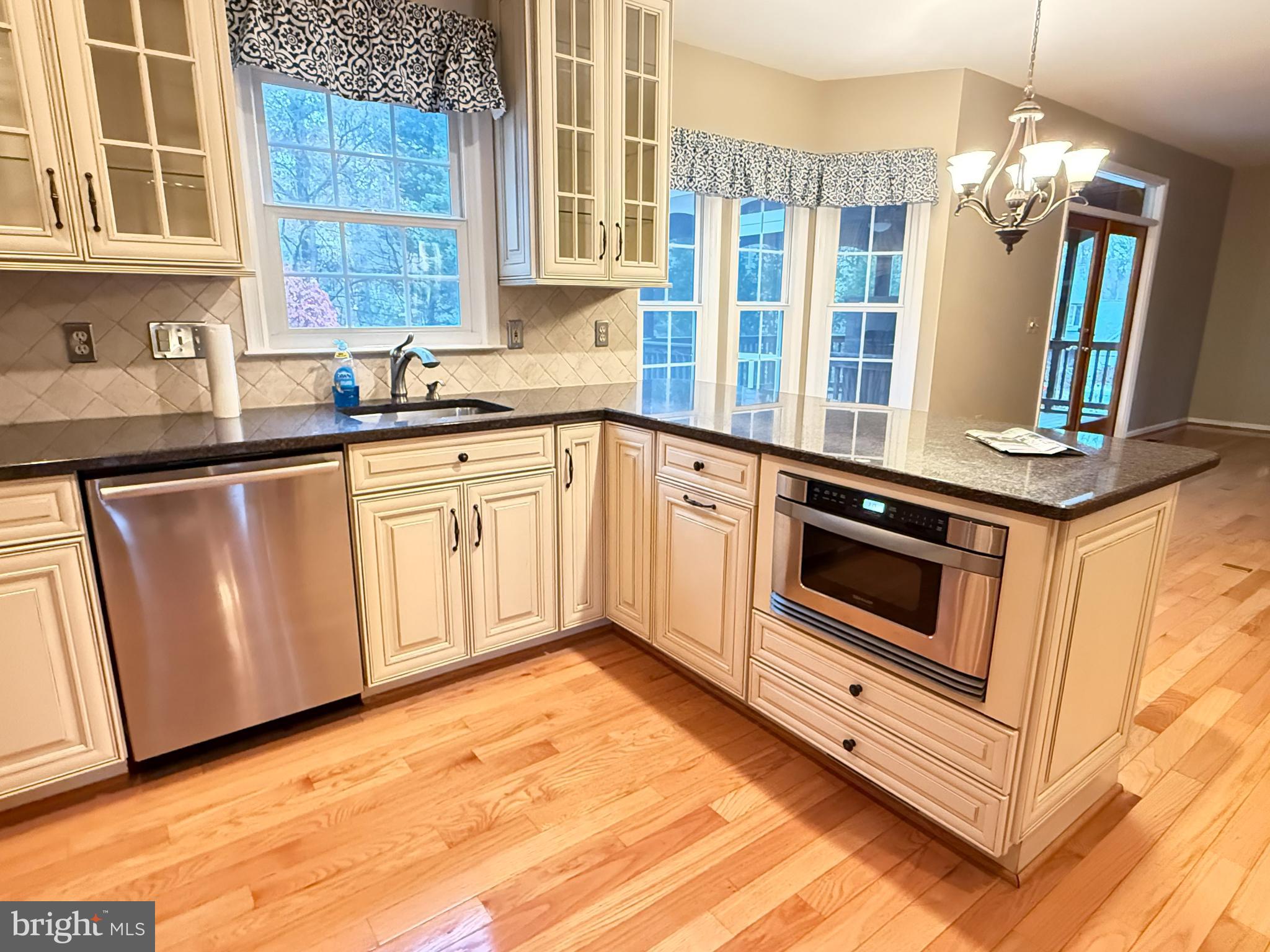 PLEASANT HILL - Residential Lease