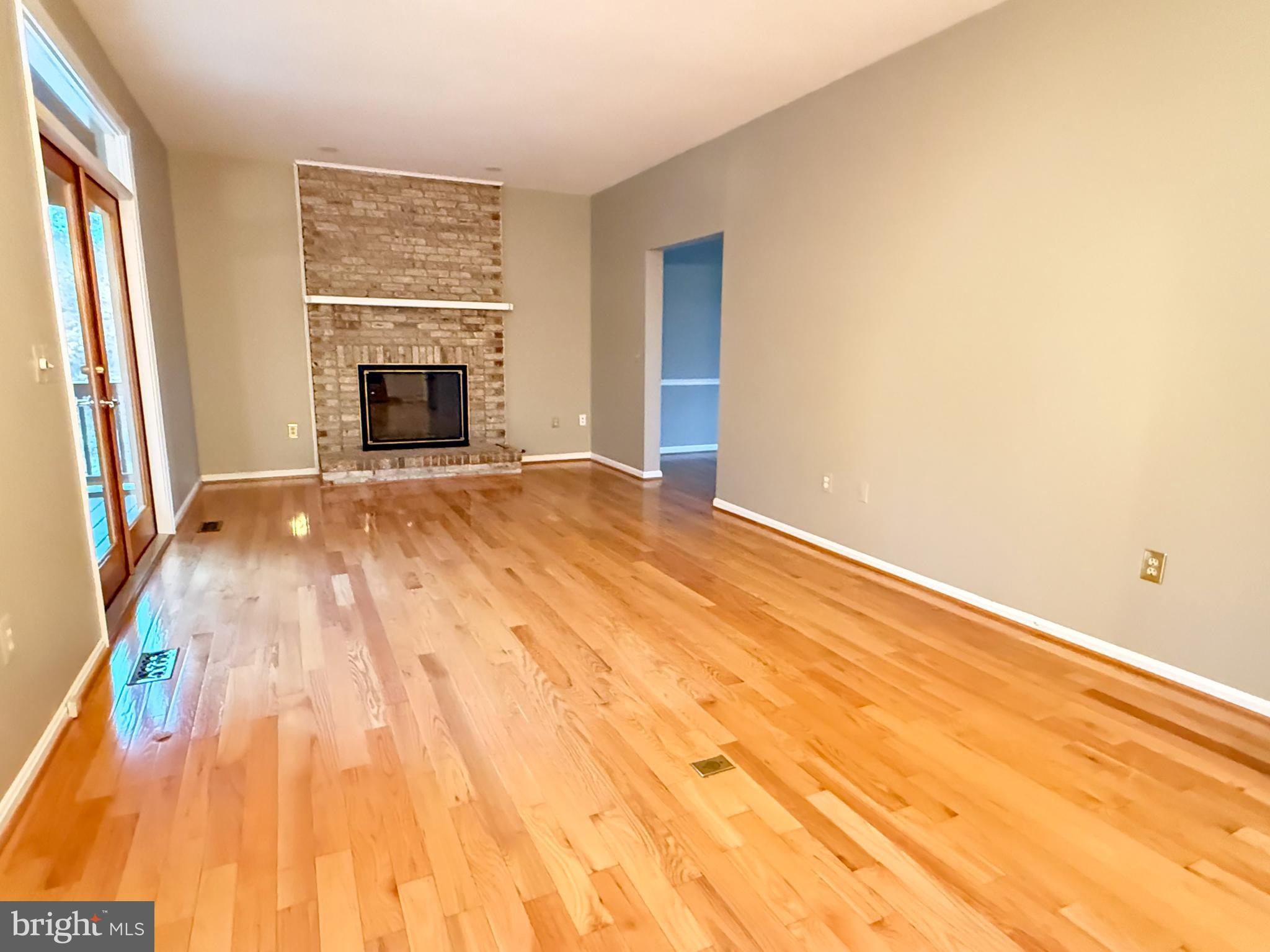 PLEASANT HILL - Residential Lease