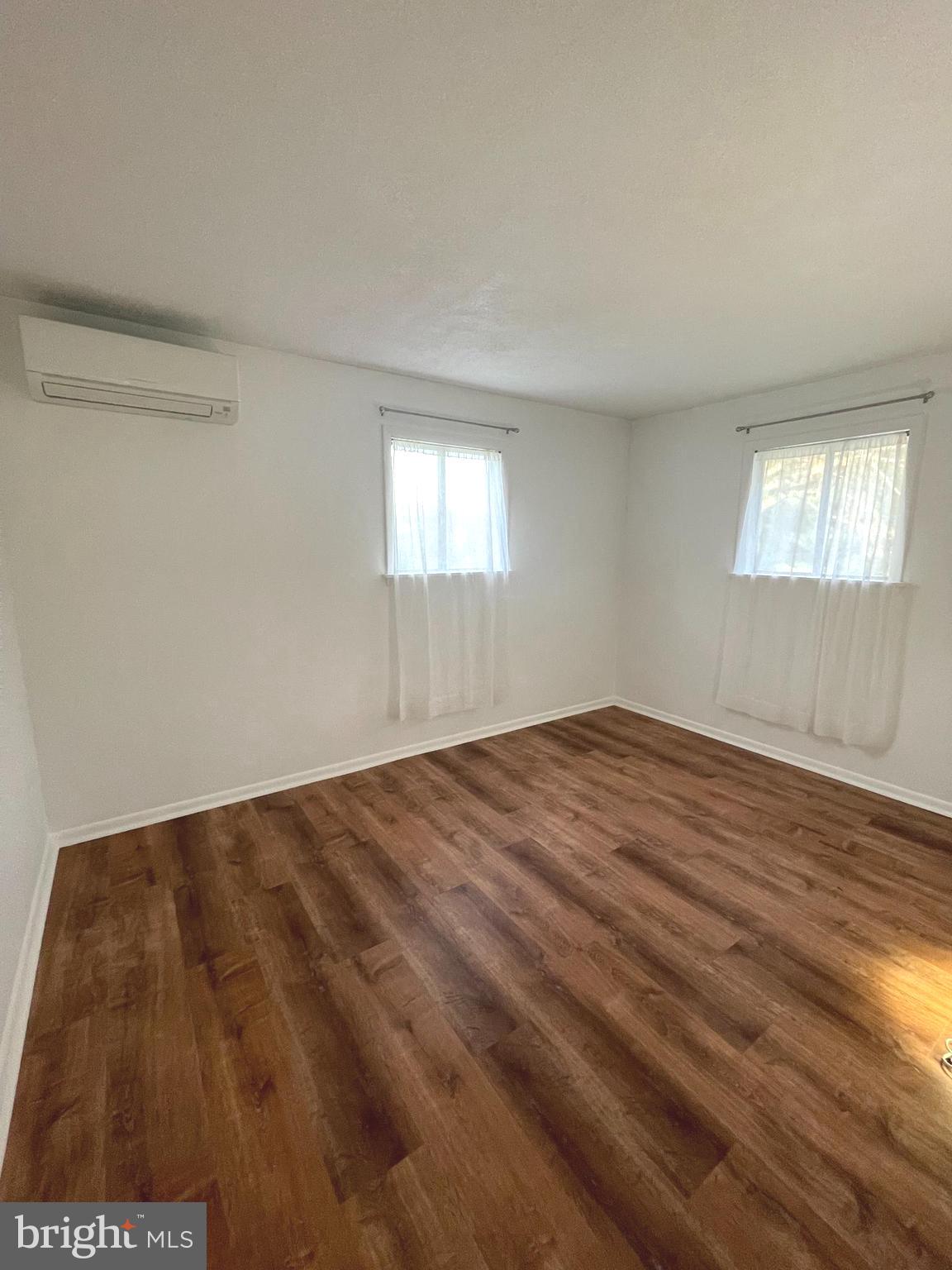 GLENN ACRES - Residential Lease