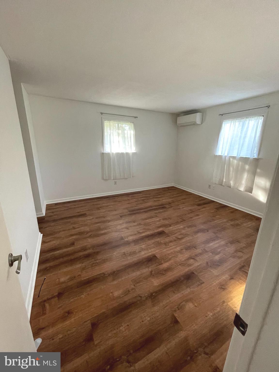 GLENN ACRES - Residential Lease