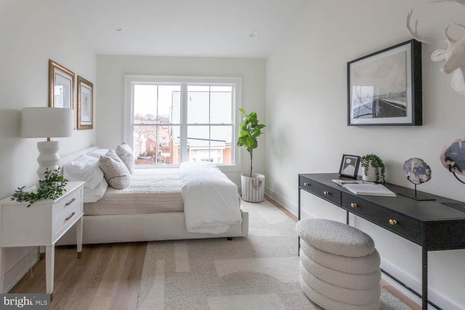 BALLSTON - Residential