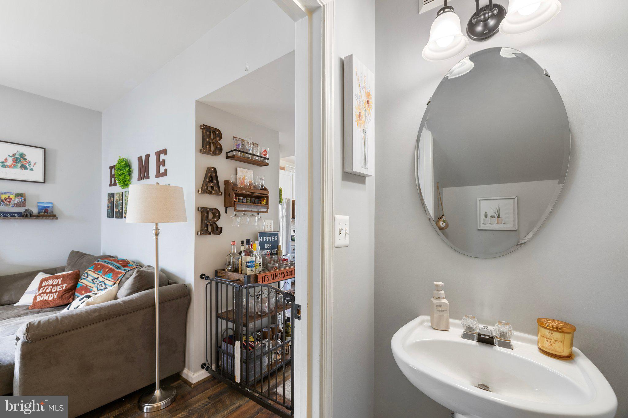 BRAEMAR/HIGHLAND - Residential