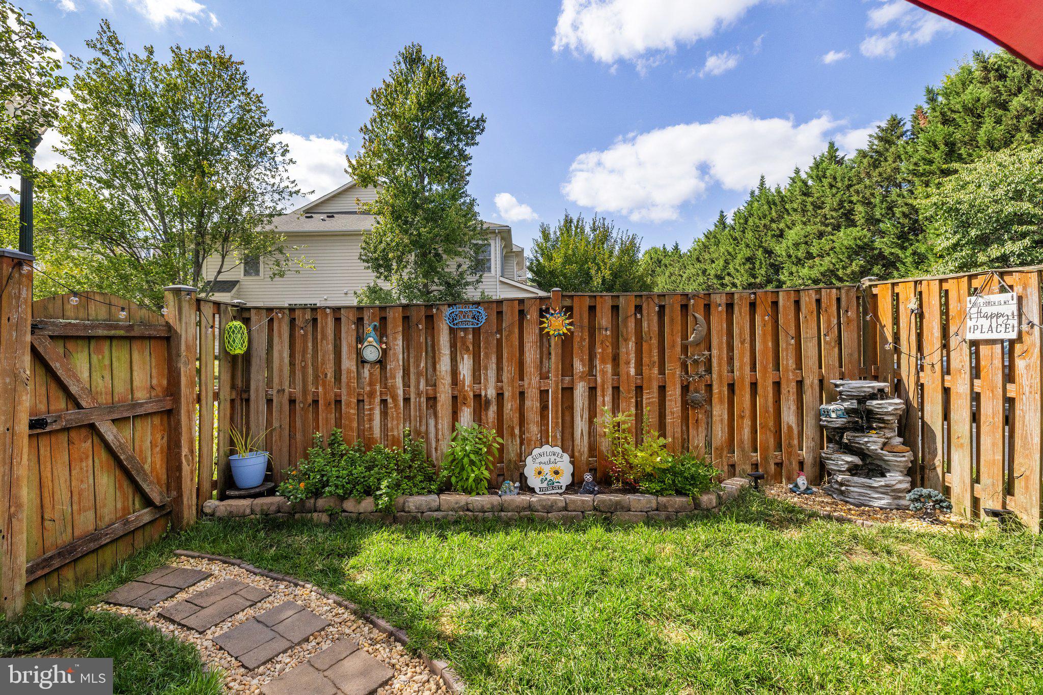 BRAEMAR/HIGHLAND - Residential