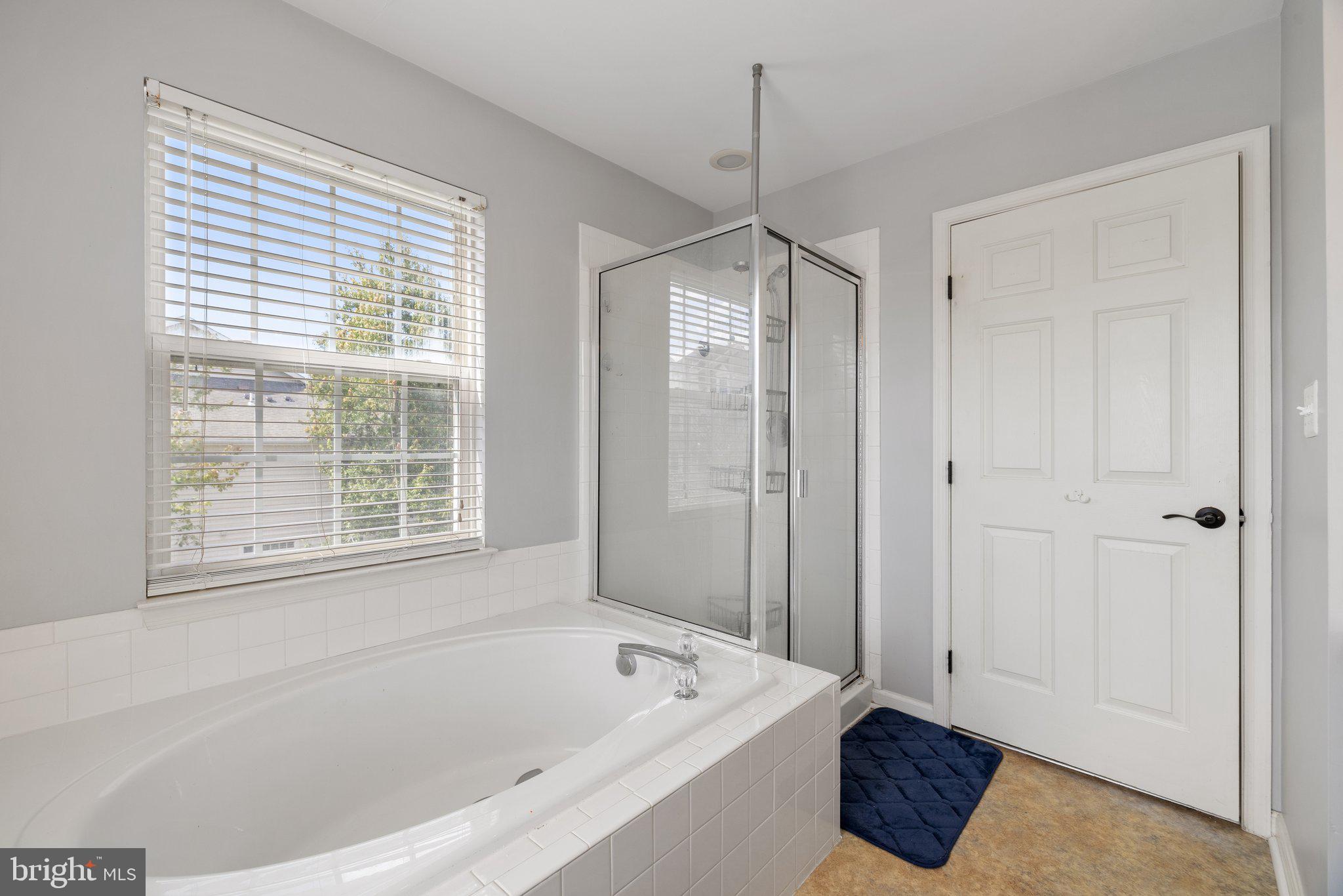 BRAEMAR/HIGHLAND - Residential