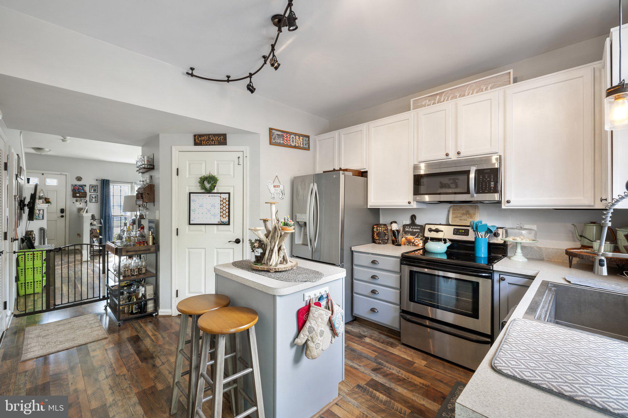 BRAEMAR/HIGHLAND - Residential