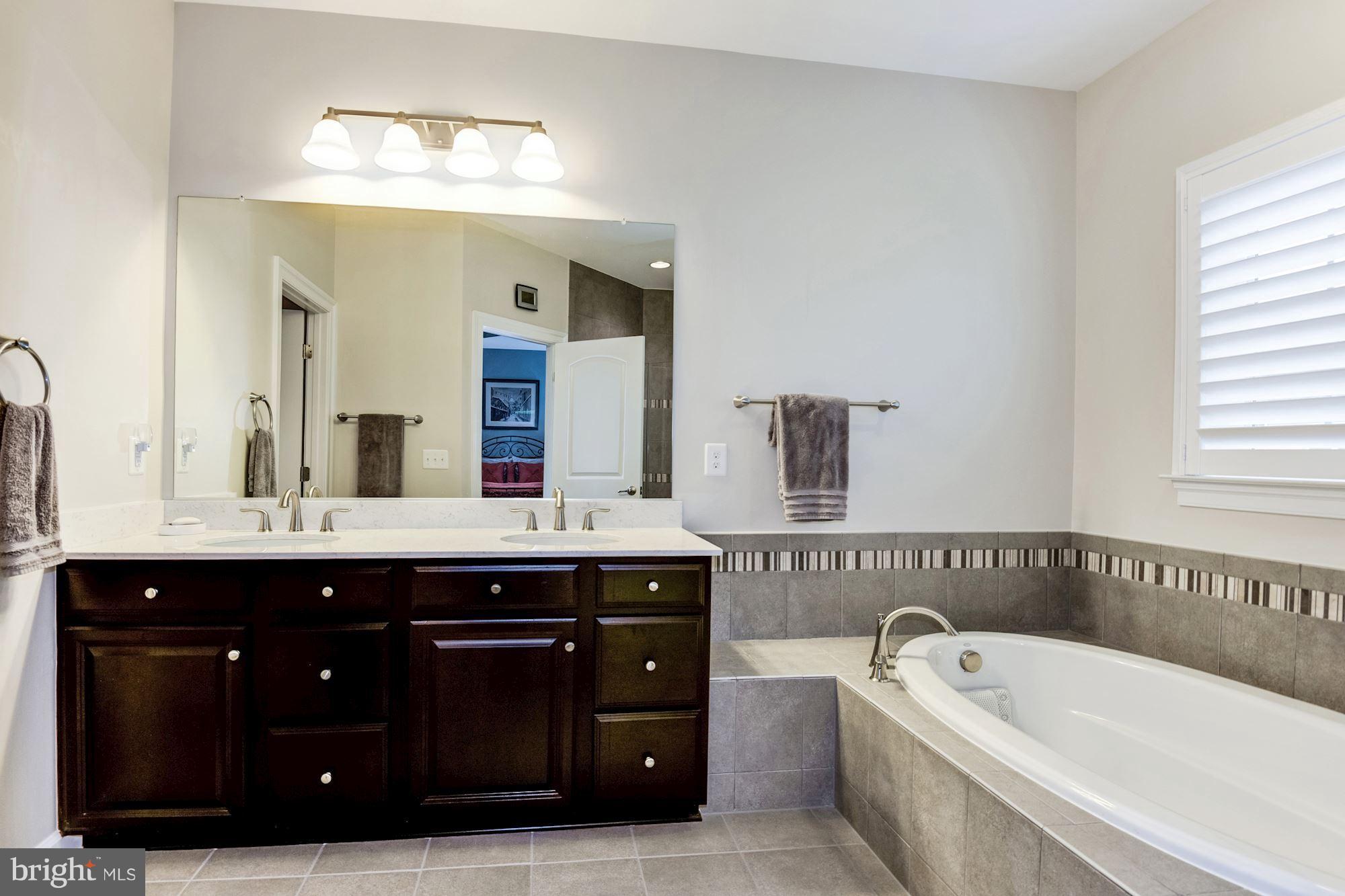 WENTWORTH GREEN - Residential