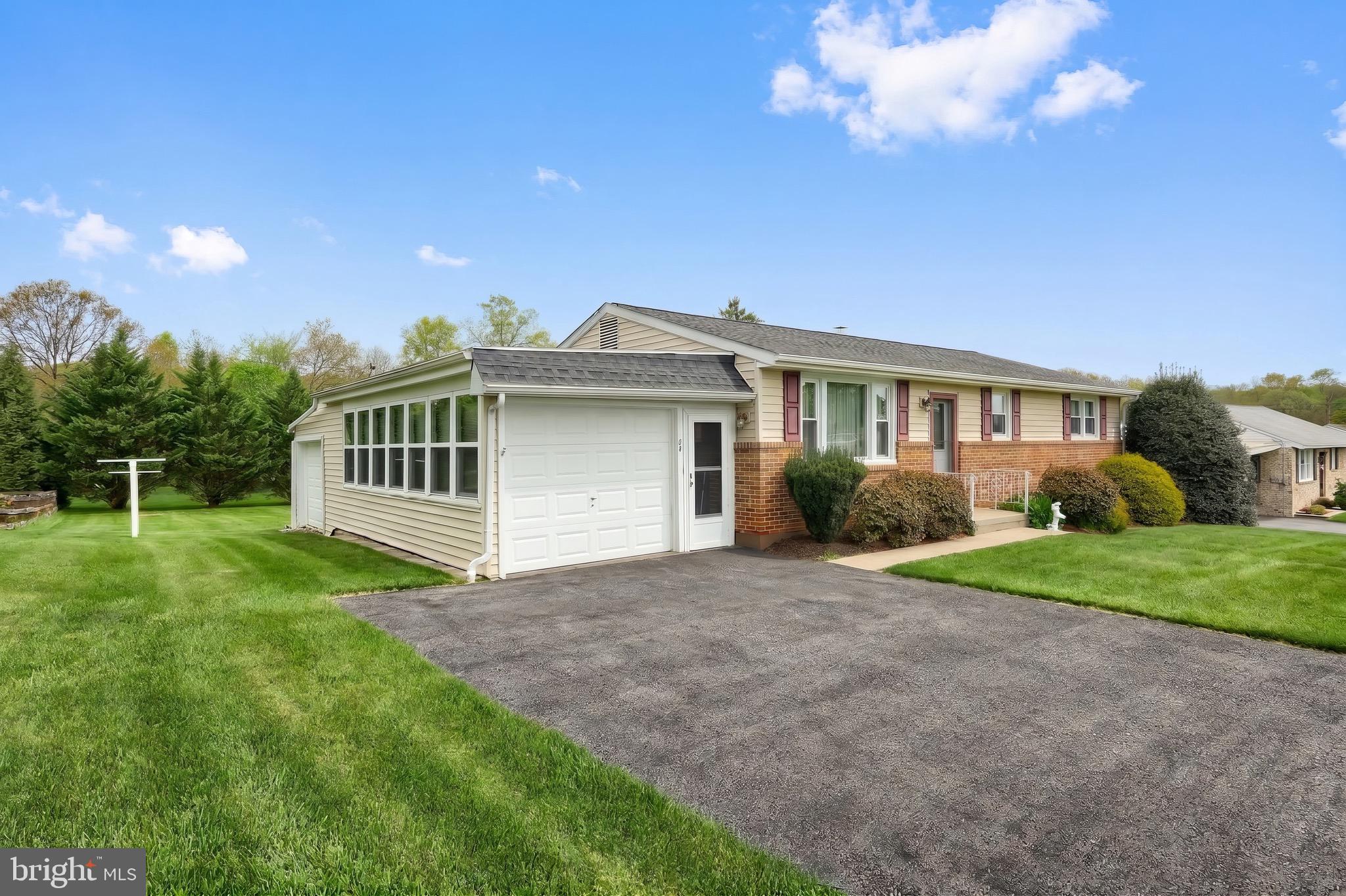 CUMBERLAND TOWNSHIP - Residential