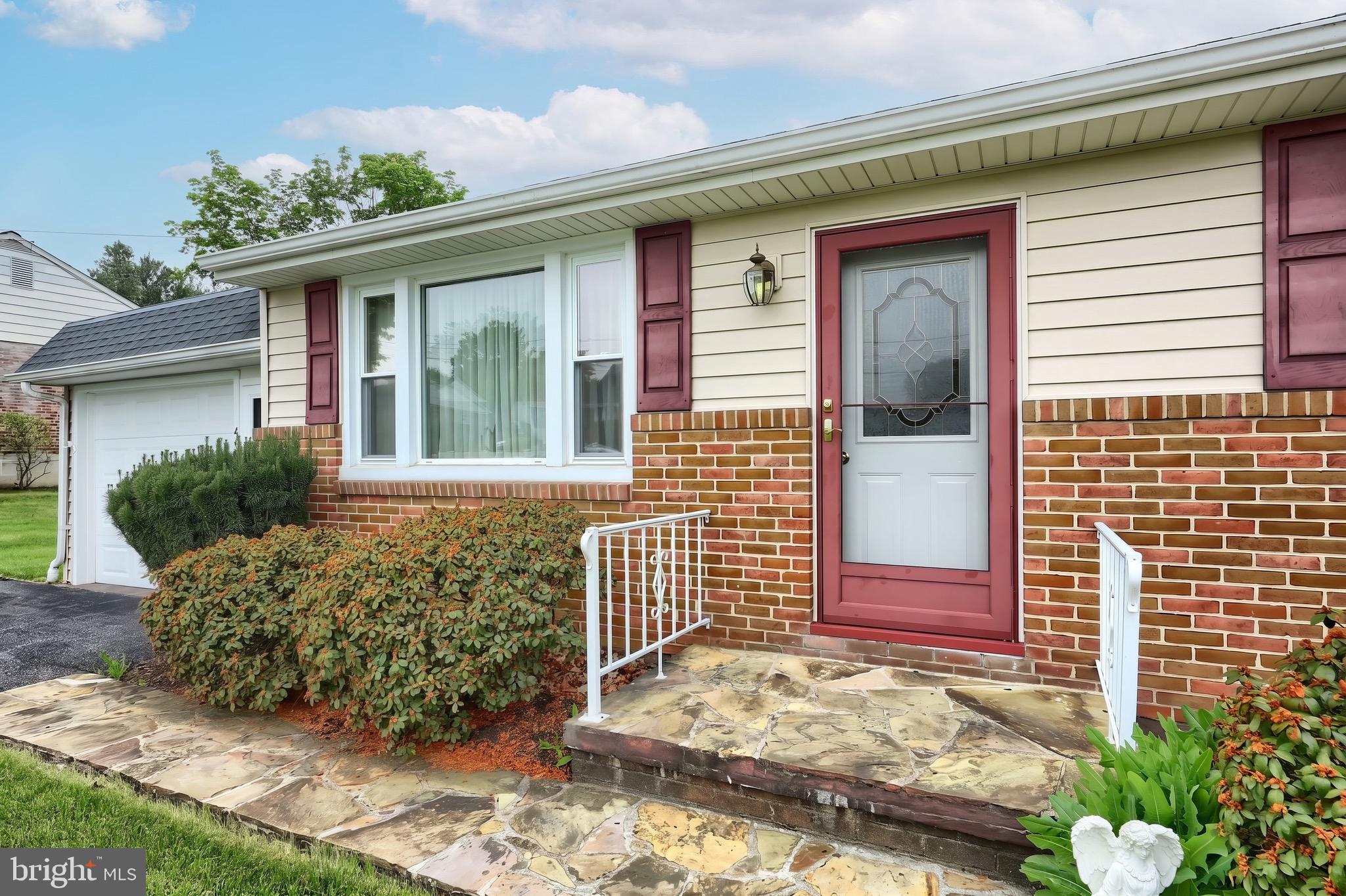 CUMBERLAND TOWNSHIP - Residential