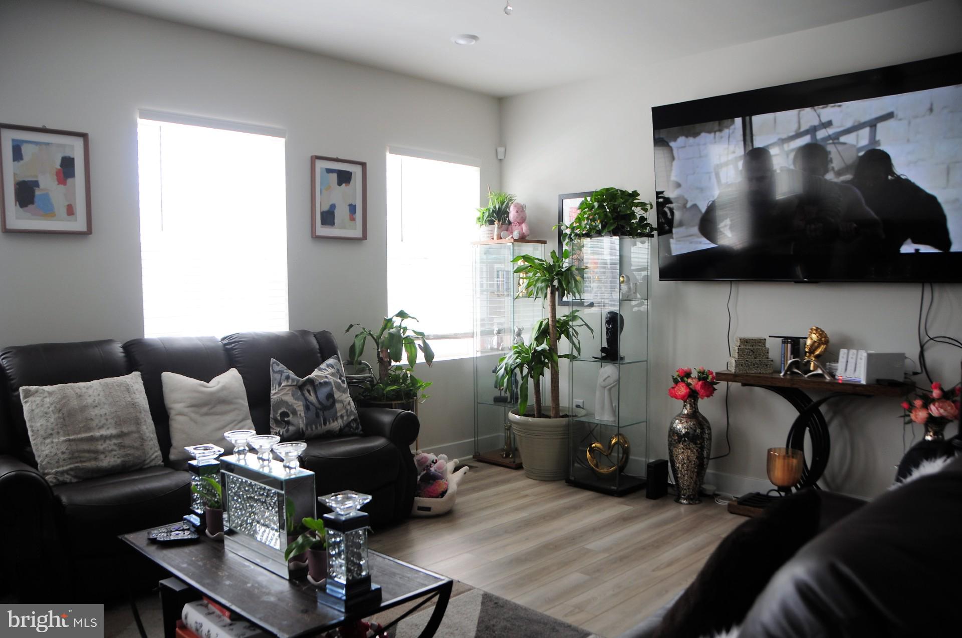 MYRTLE POINT - Residential