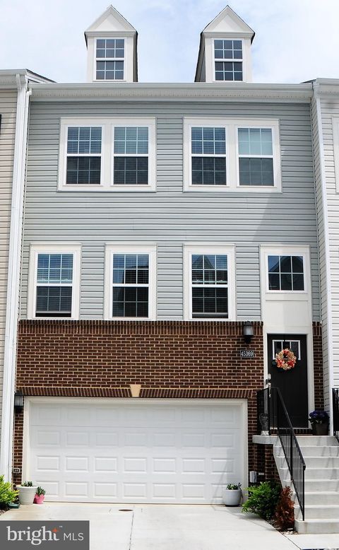 Property photo of 45369 concord way, california, MD 20619