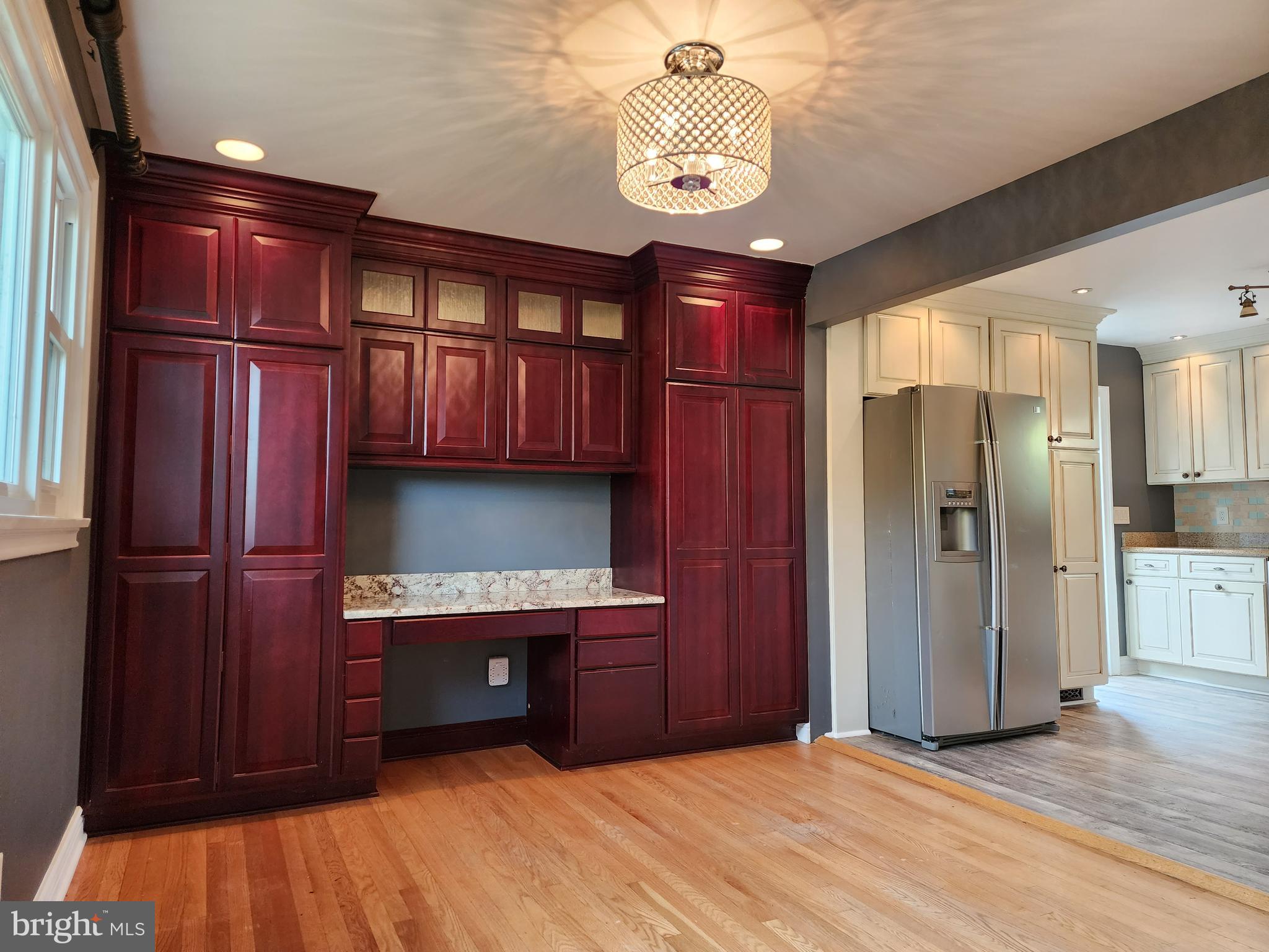 WEST SIDE - Residential