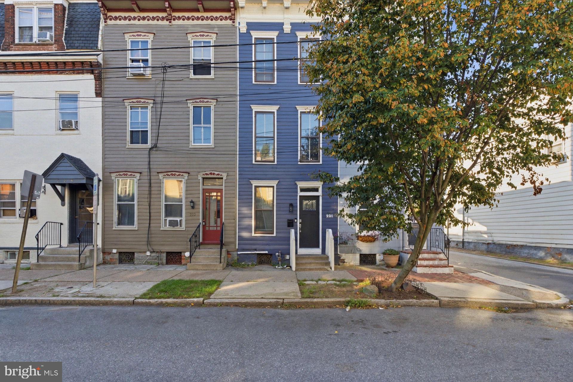 221 BOAS STREET