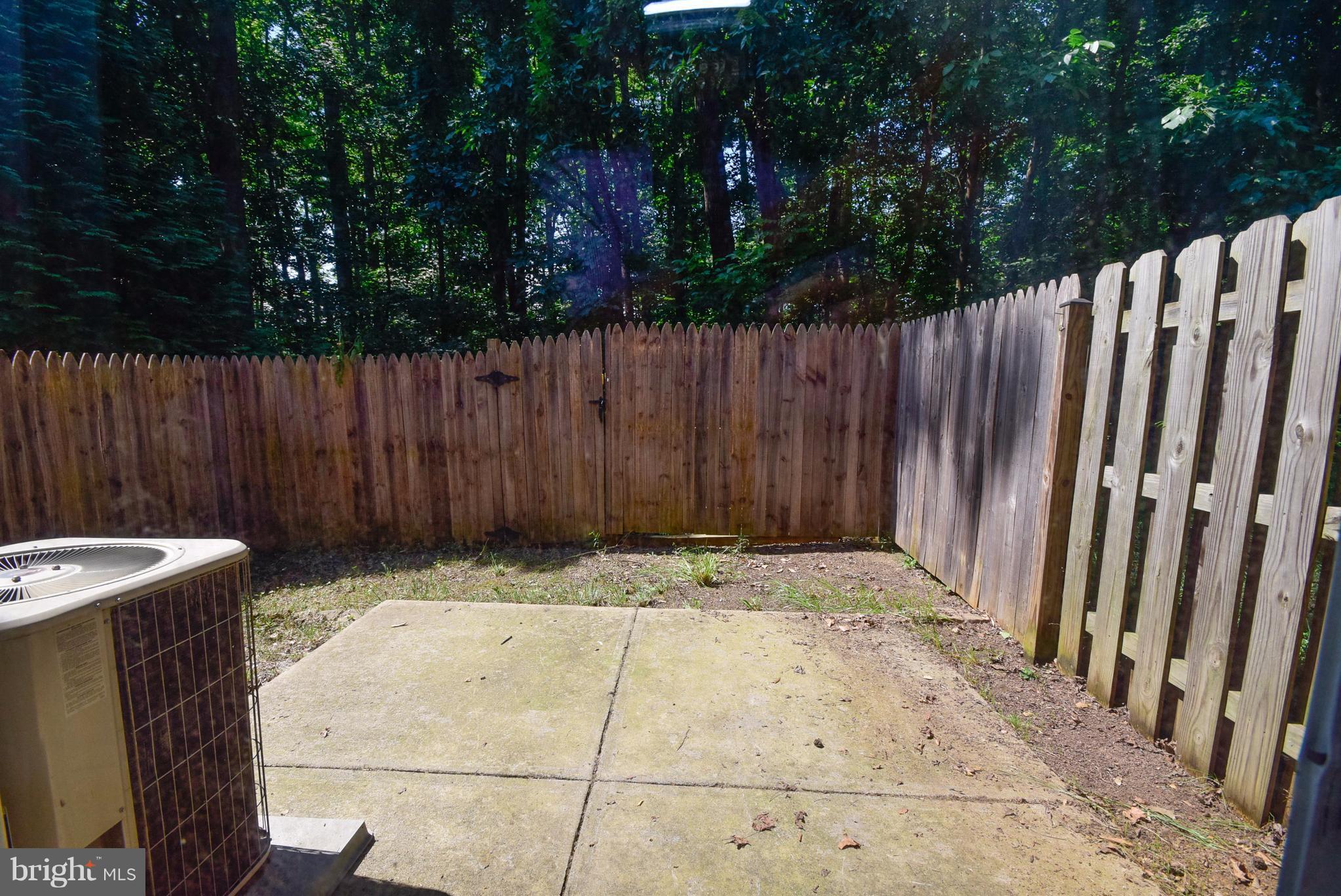 LAFAYETTE VILLAGE - Residential