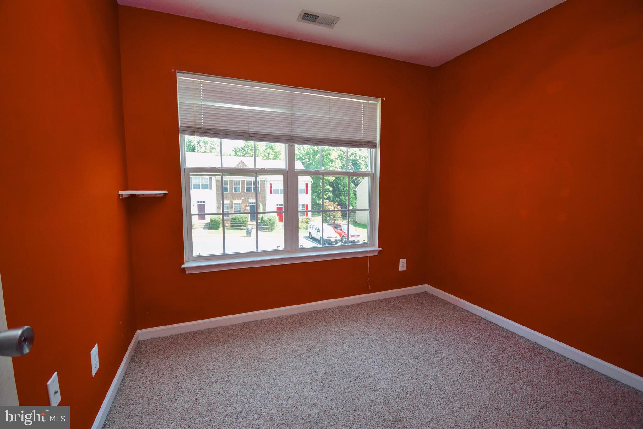 LAFAYETTE VILLAGE - Residential