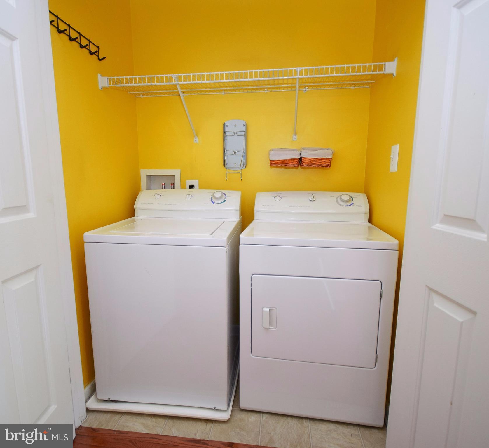 LAFAYETTE VILLAGE - Residential