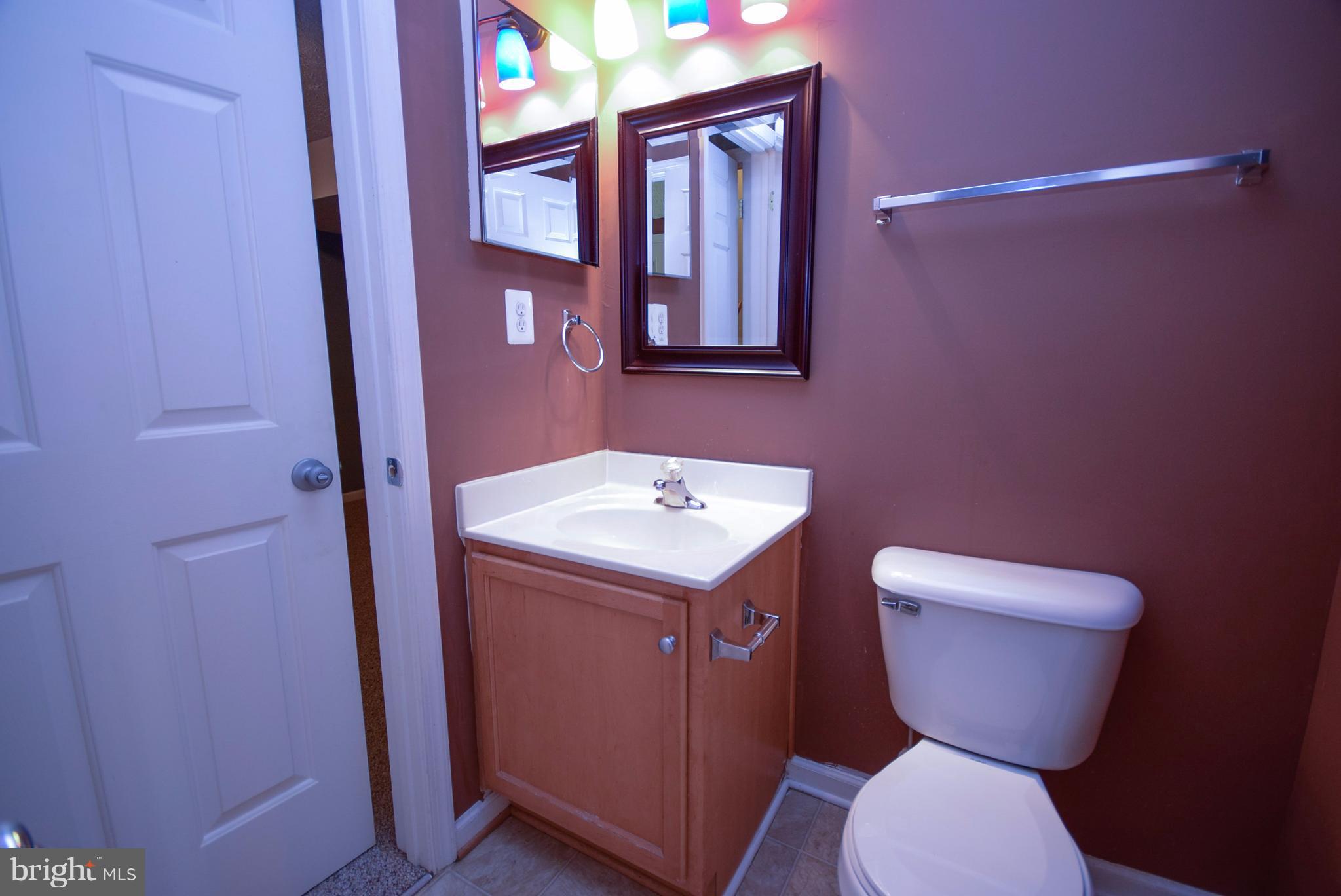 LAFAYETTE VILLAGE - Residential