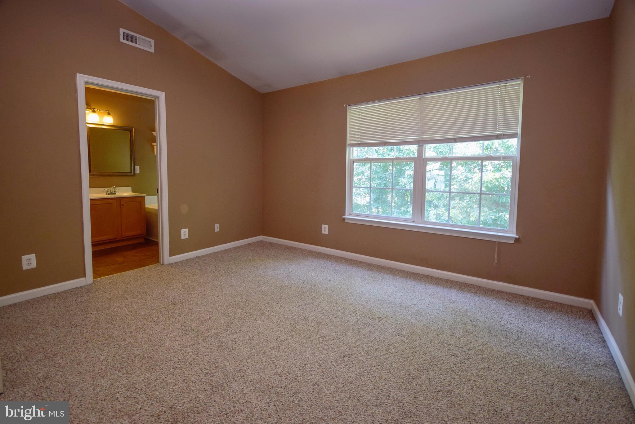 LAFAYETTE VILLAGE - Residential