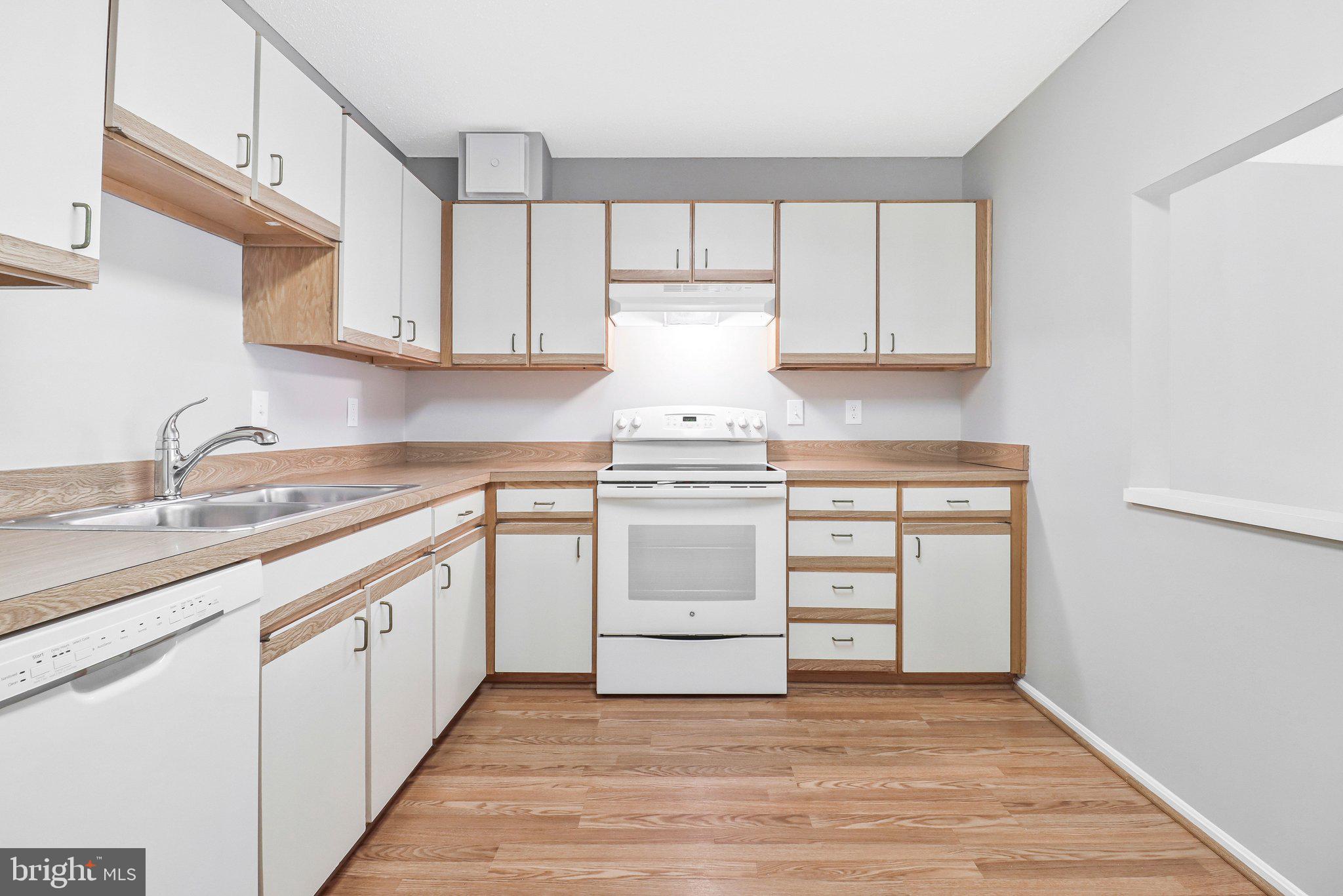 15107 INTERLACHEN DRIVE 2-409