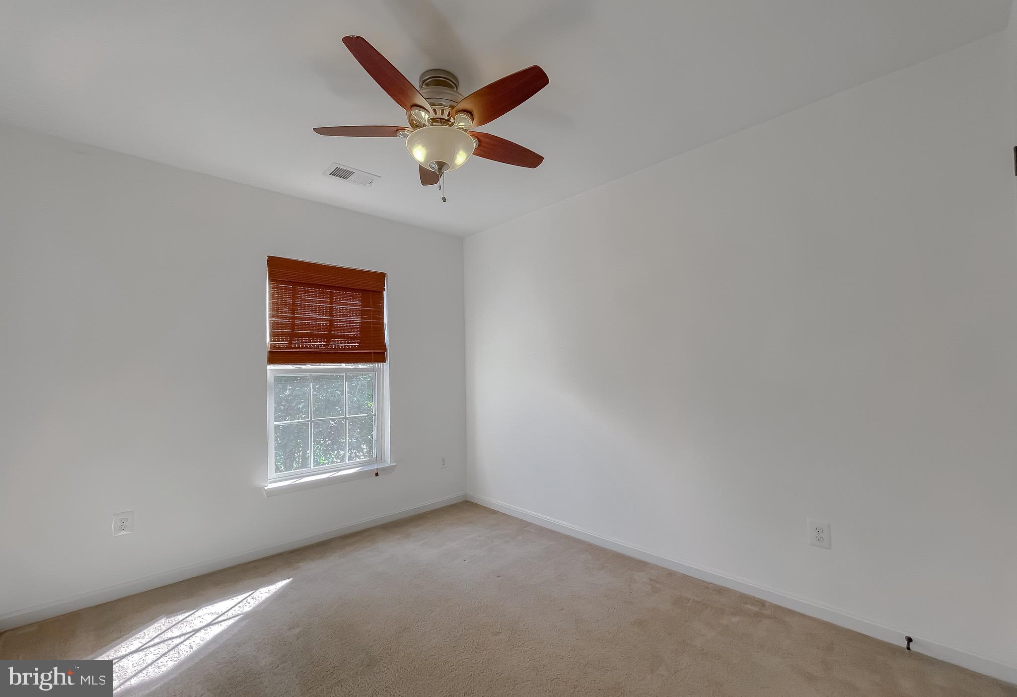 PRIMROSE PARK AT WILDEWOOD - Residential Lease