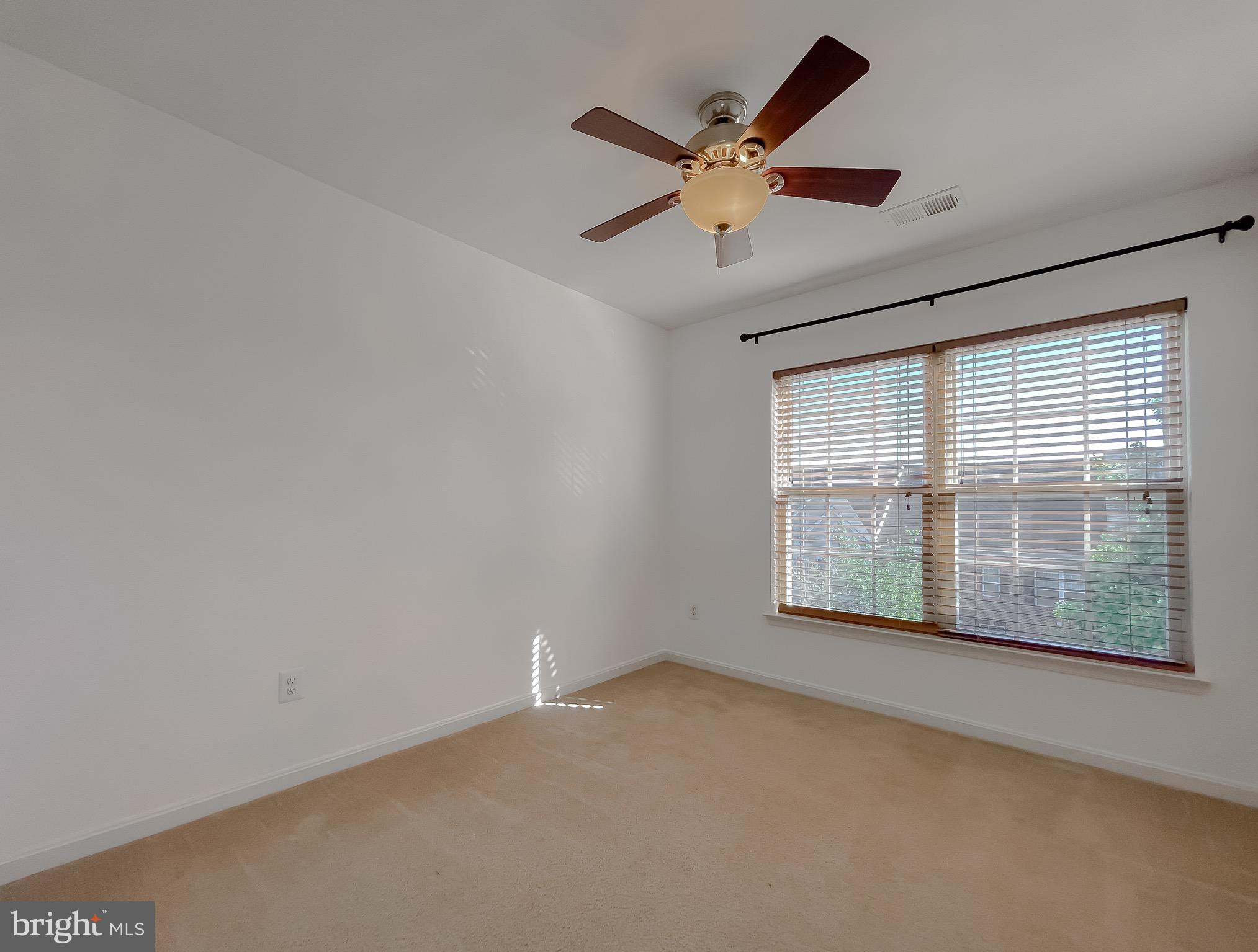 PRIMROSE PARK AT WILDEWOOD - Residential Lease