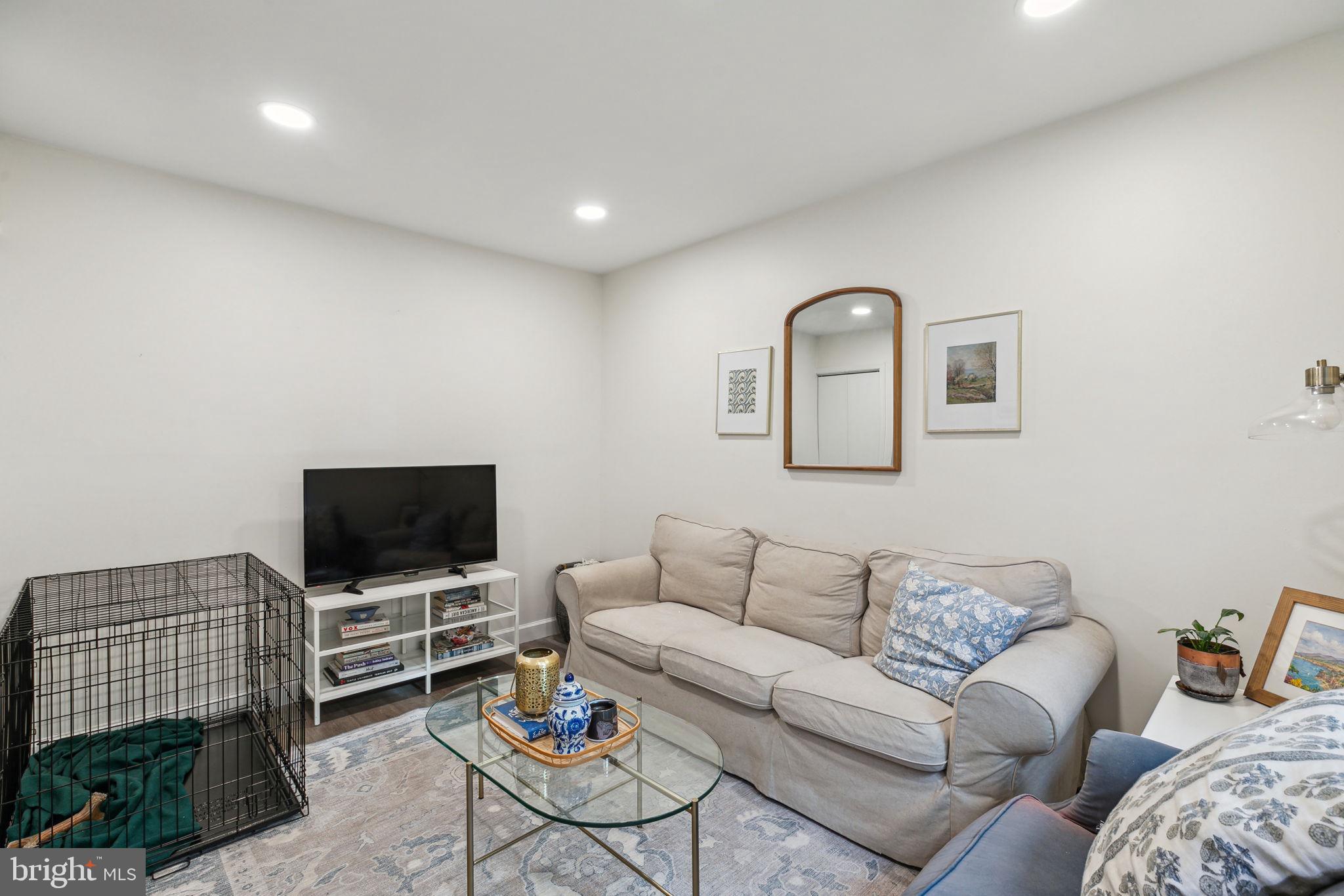 GRADUATE HOSPITAL - Residential Lease