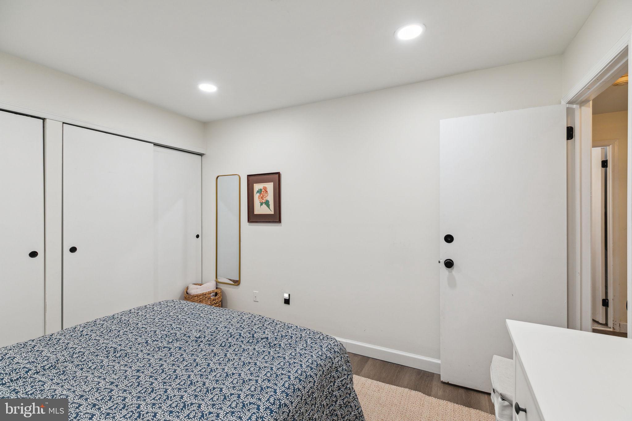 GRADUATE HOSPITAL - Residential Lease