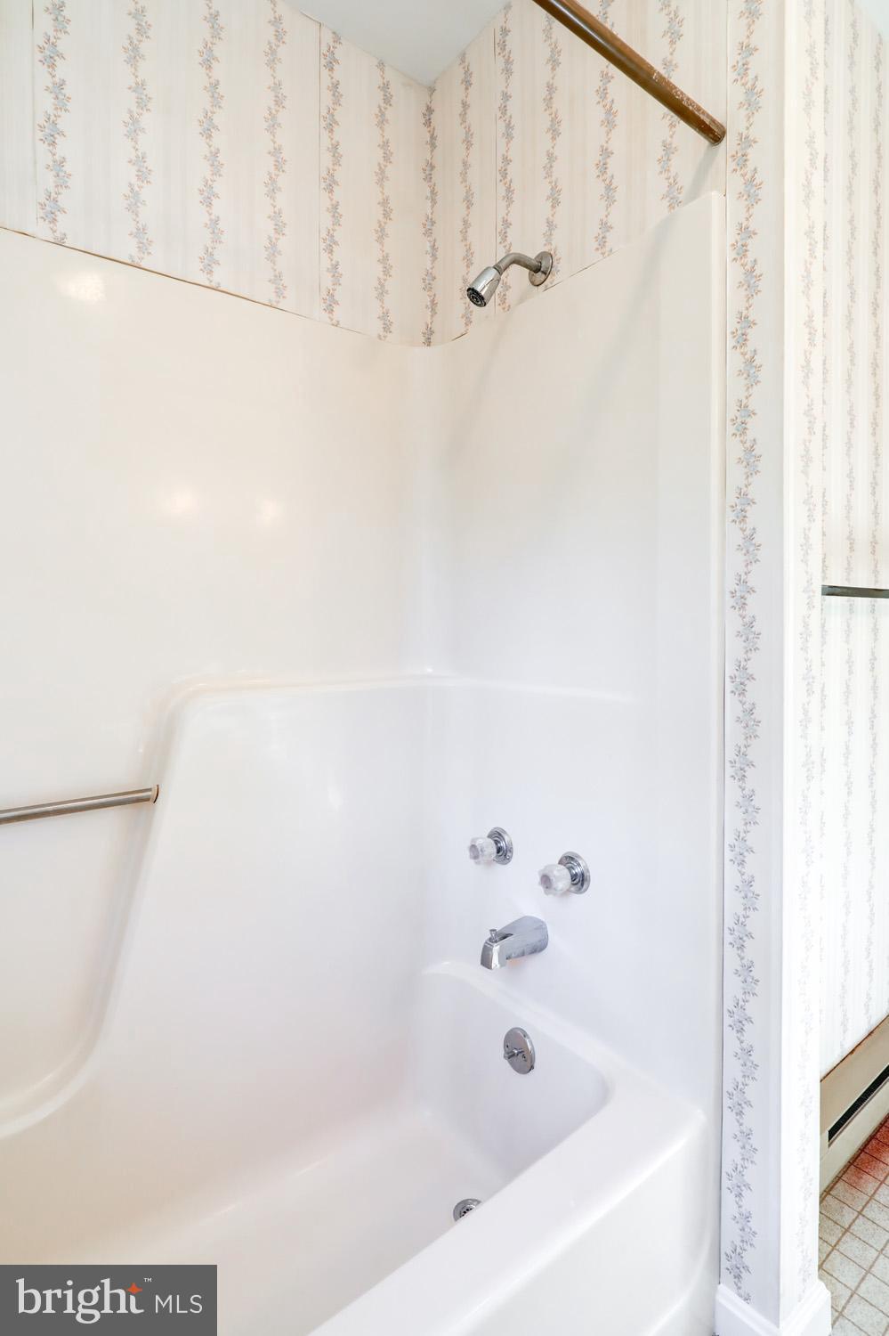 ELIZABETH TWP - Residential