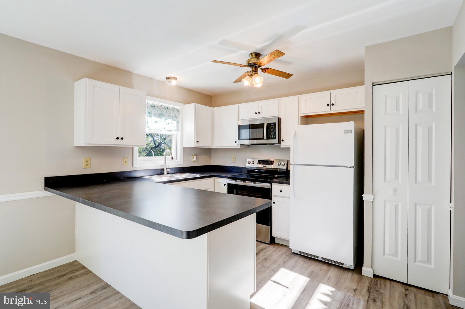 ELIZABETH TWP - Residential