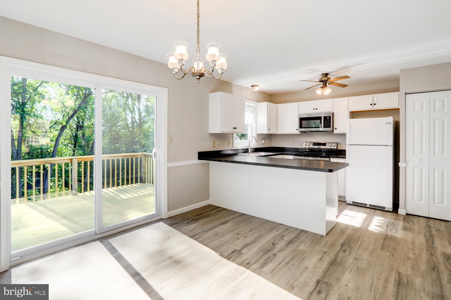 ELIZABETH TWP - Residential