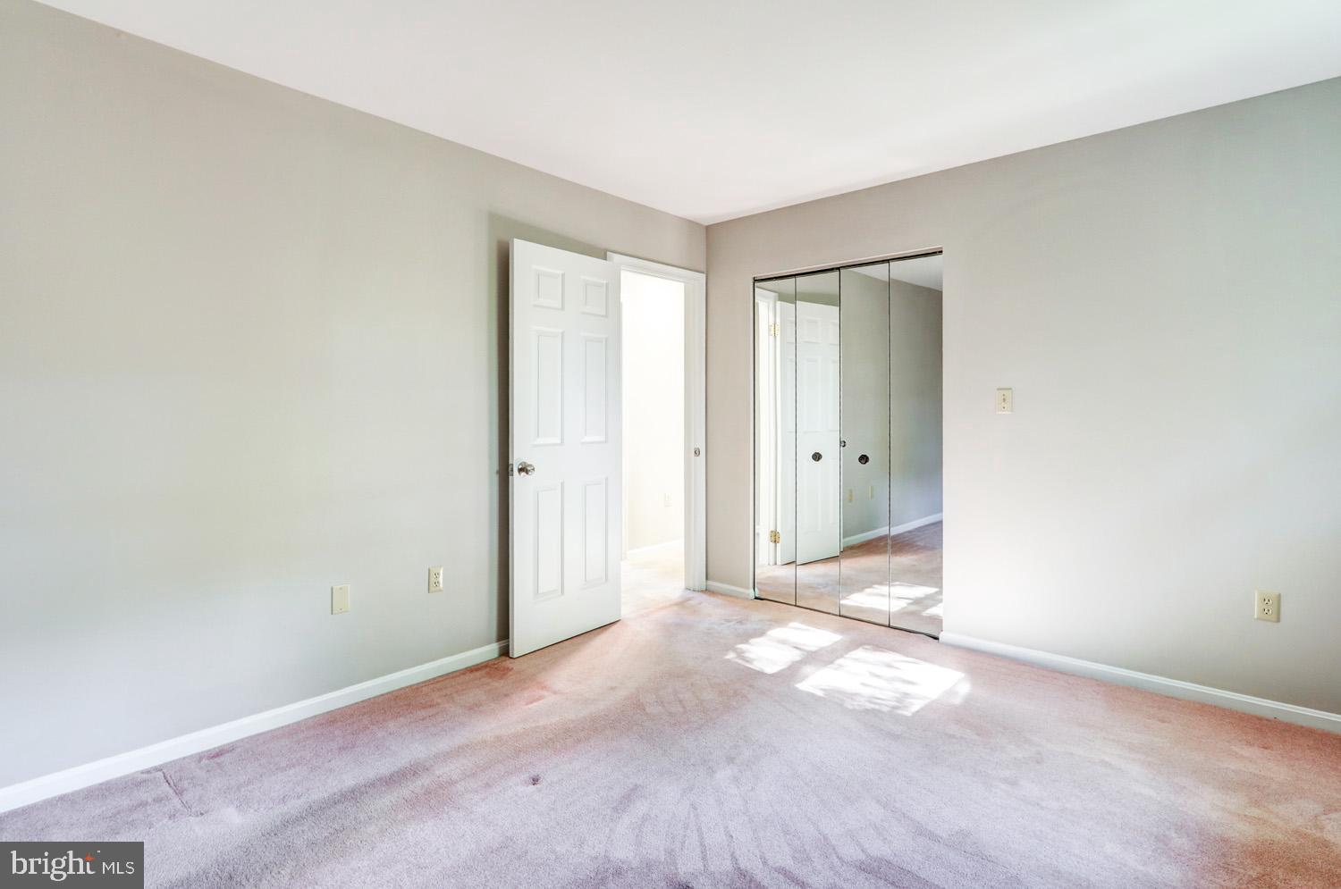 ELIZABETH TWP - Residential