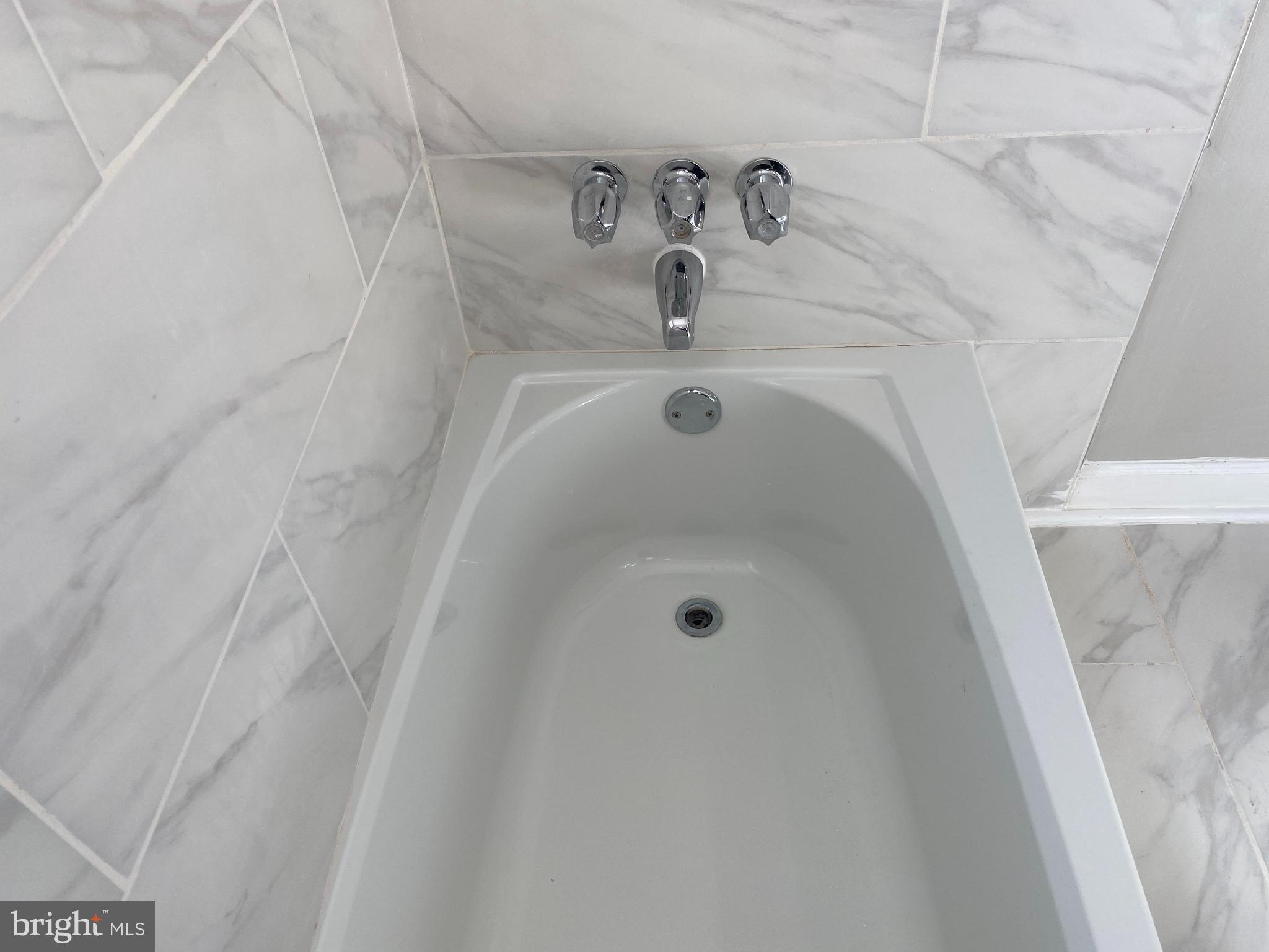 FRENCHMANS CREEK - Residential