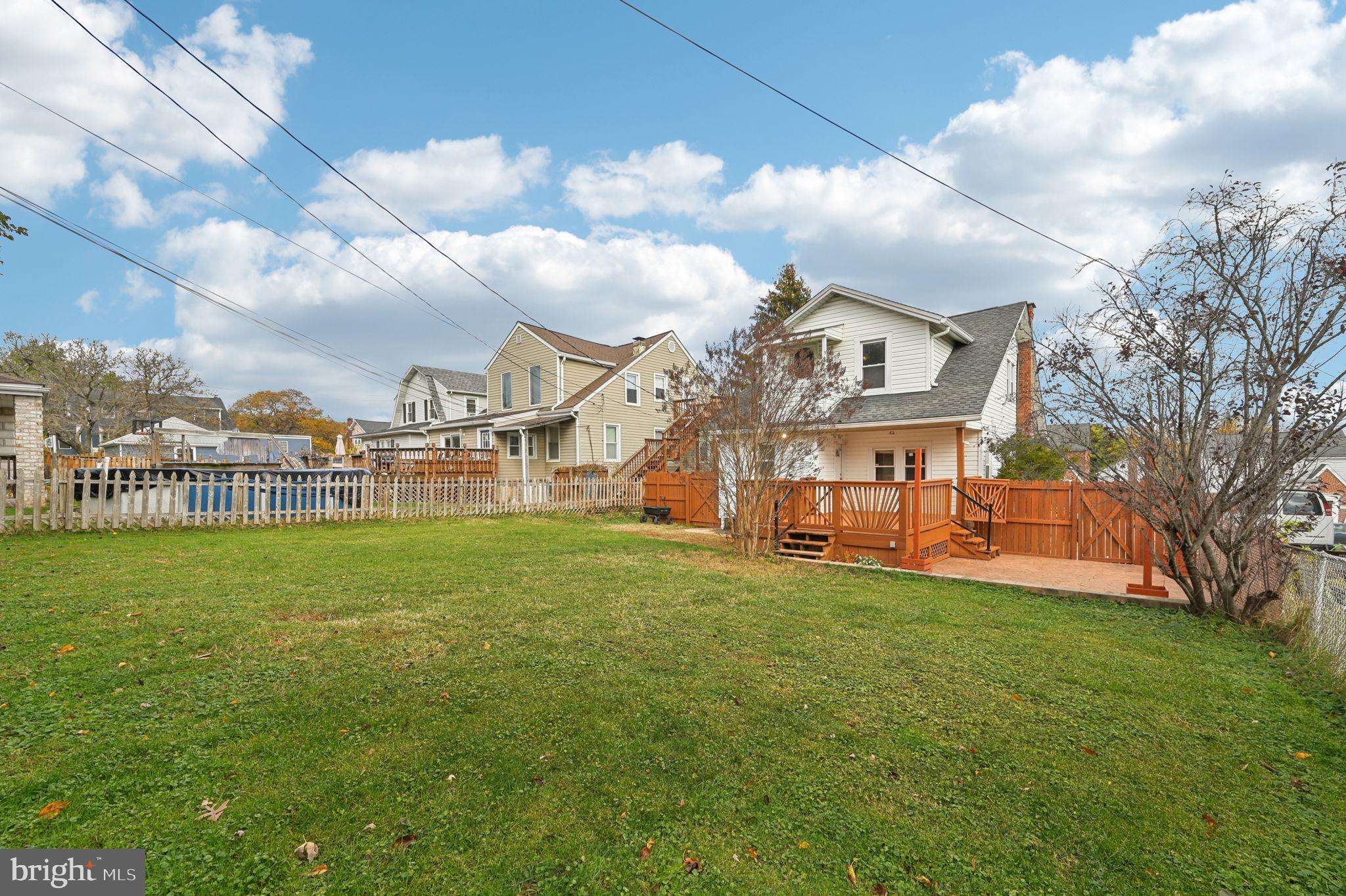 HAWTHORNE - Residential