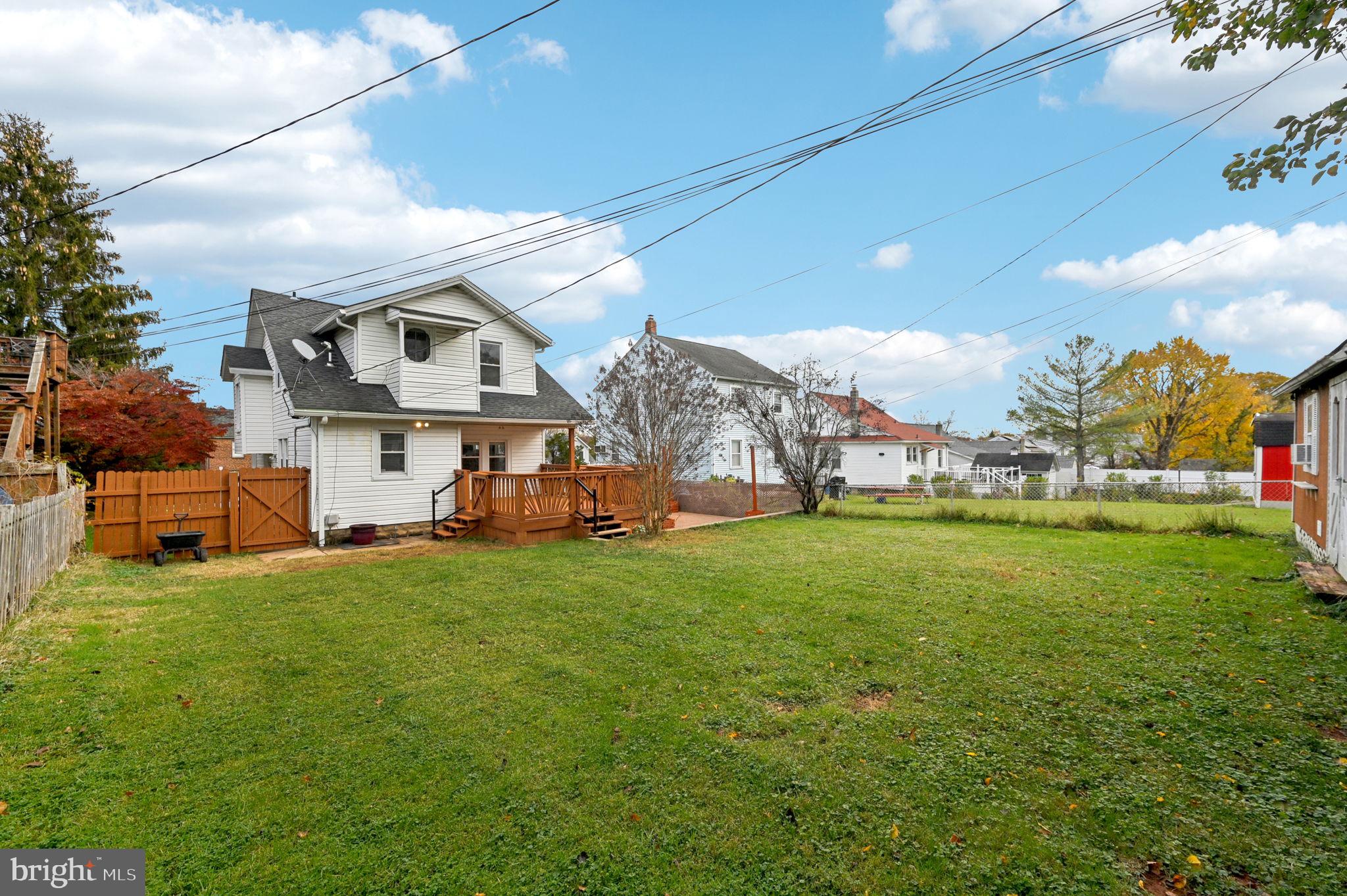 HAWTHORNE - Residential