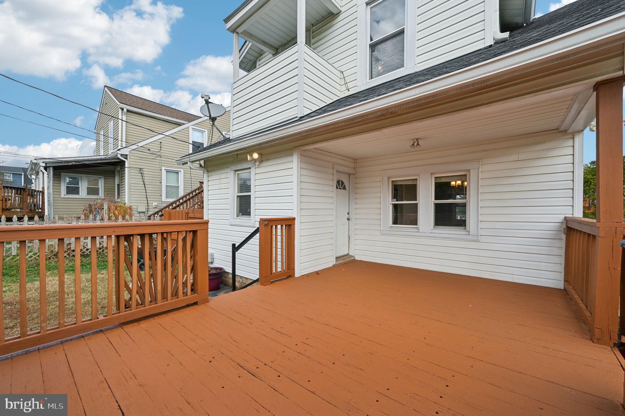 HAWTHORNE - Residential