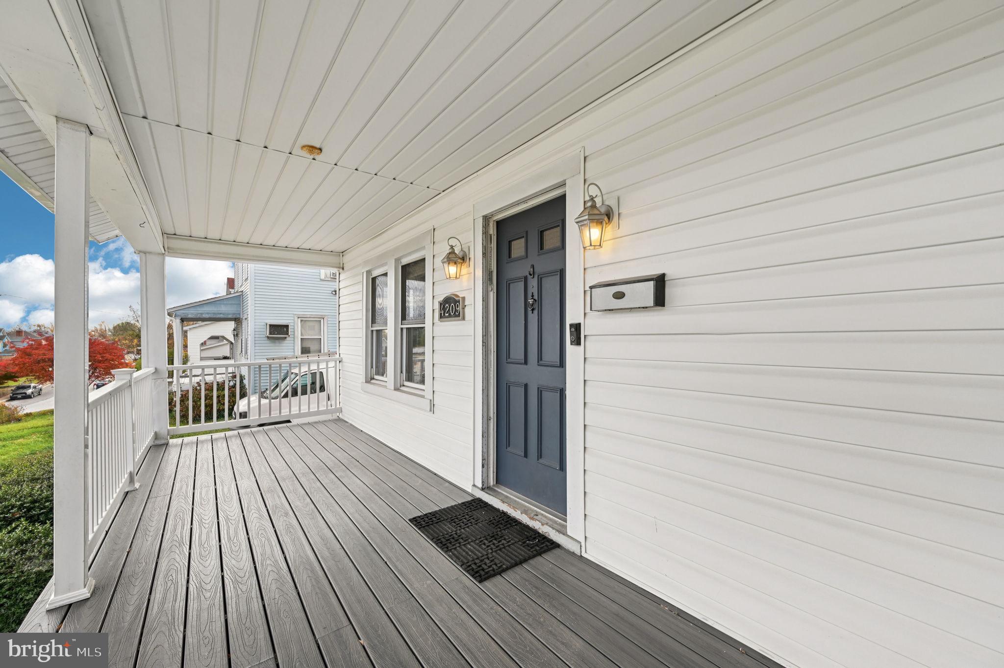 HAWTHORNE - Residential