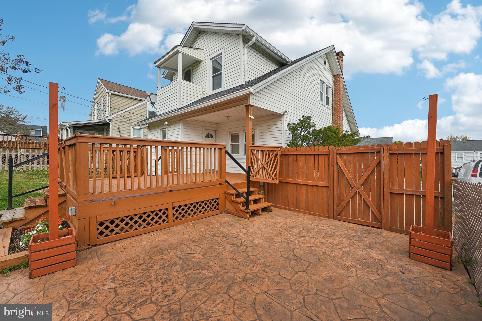 HAWTHORNE - Residential