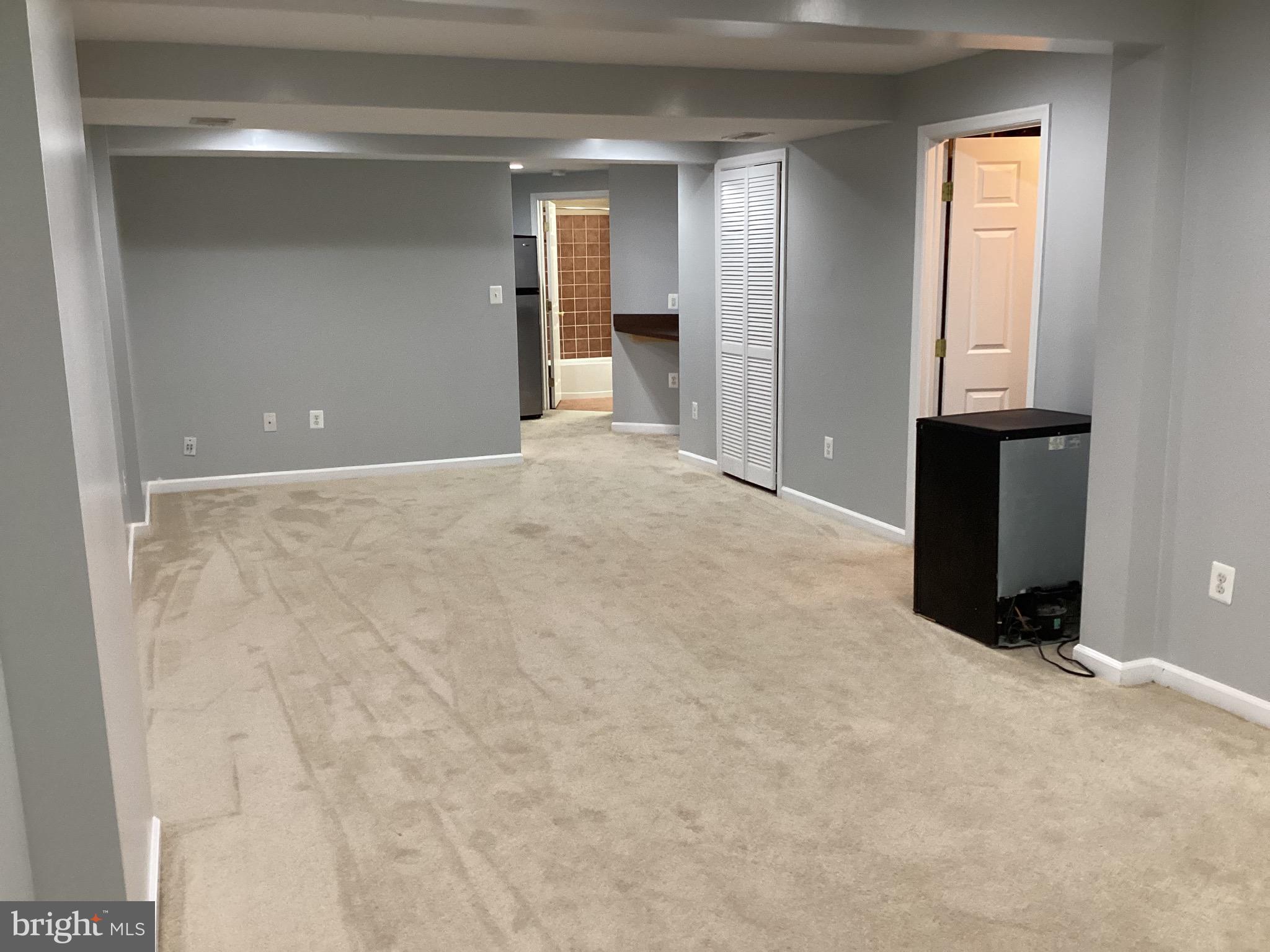 PERRY HALL FARMS - Residential Lease