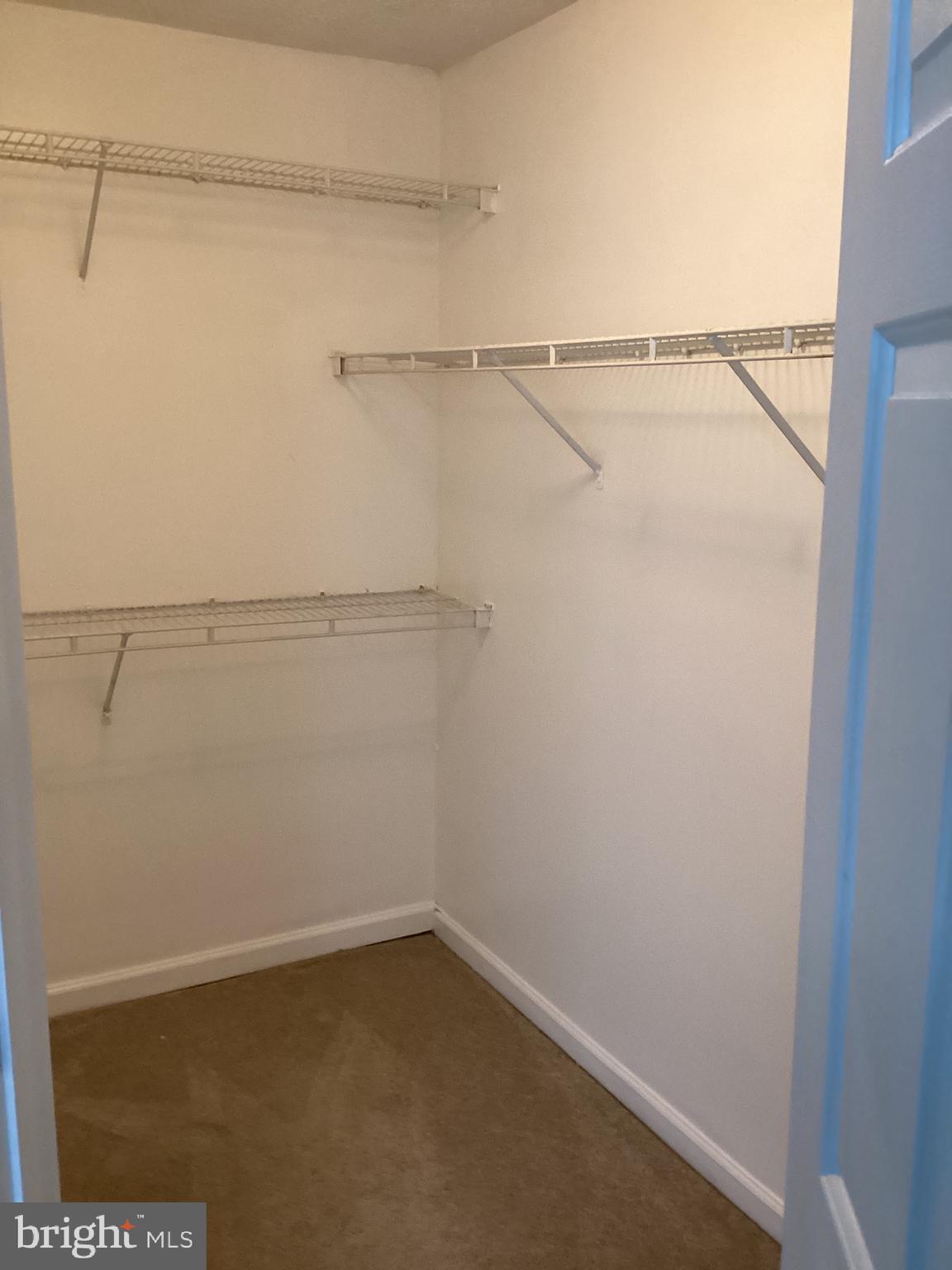 PERRY HALL FARMS - Residential Lease