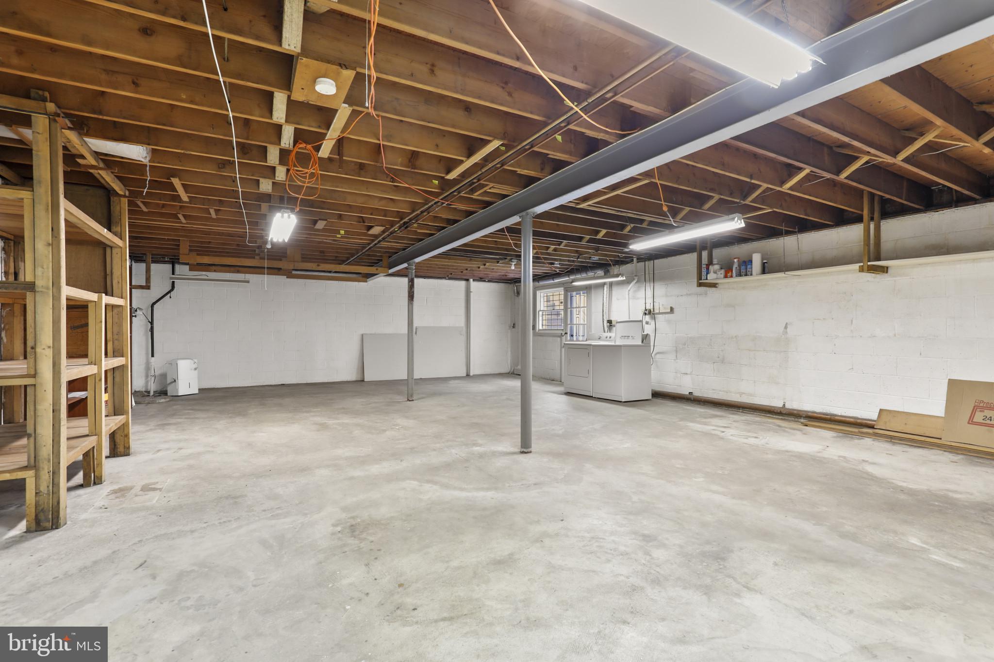 THE OAKS - Residential