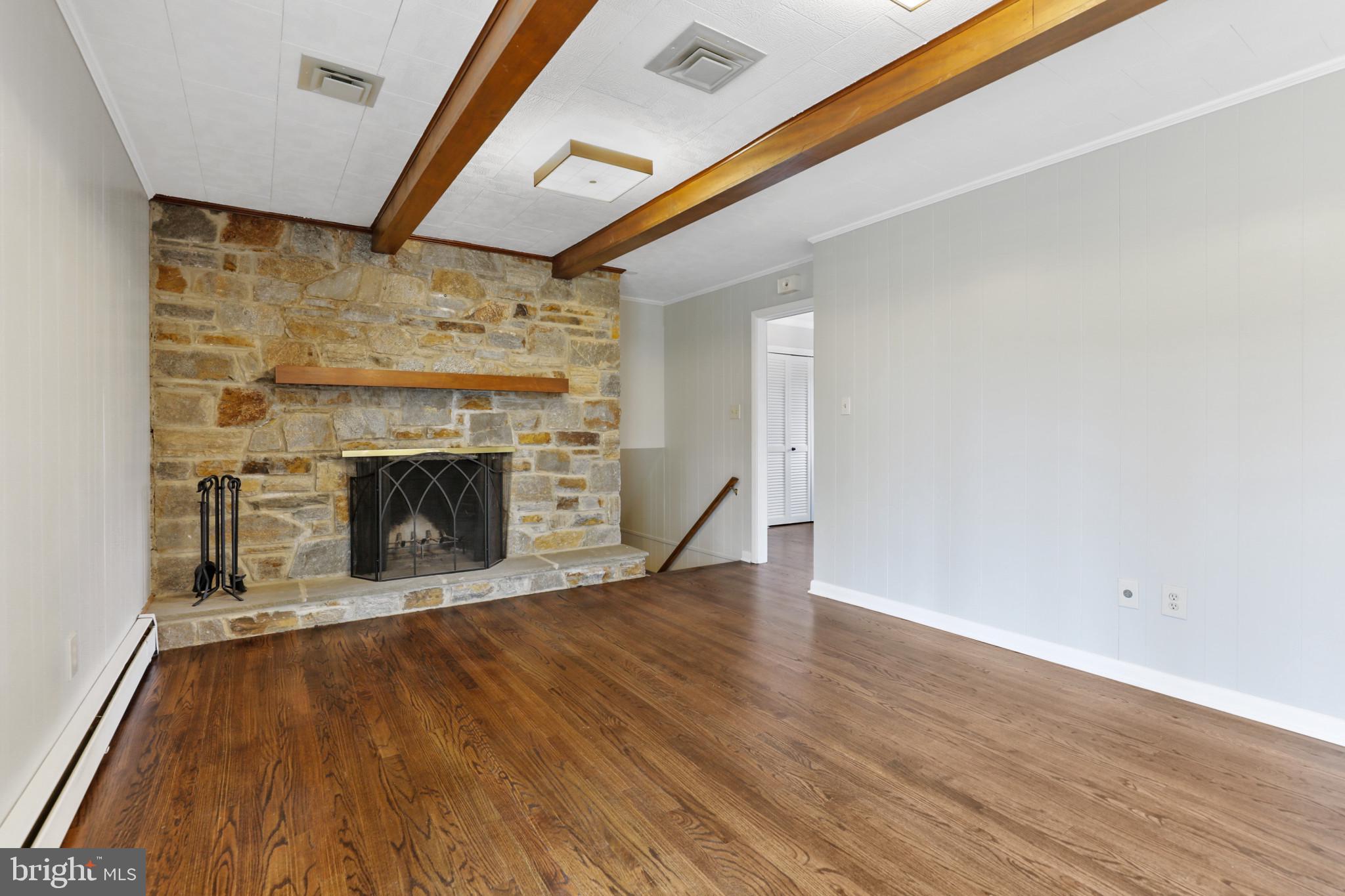 THE OAKS - Residential