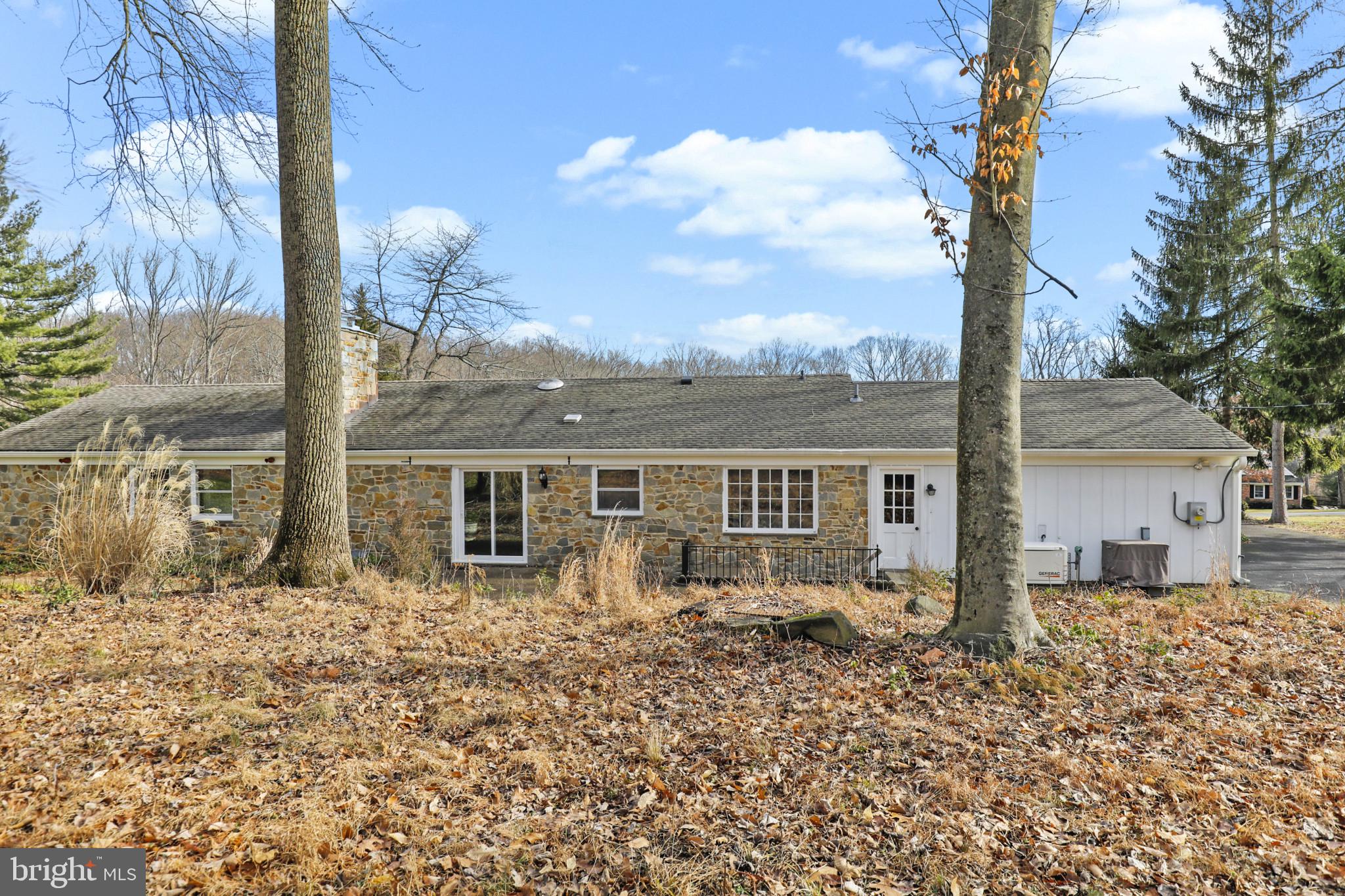 THE OAKS - Residential