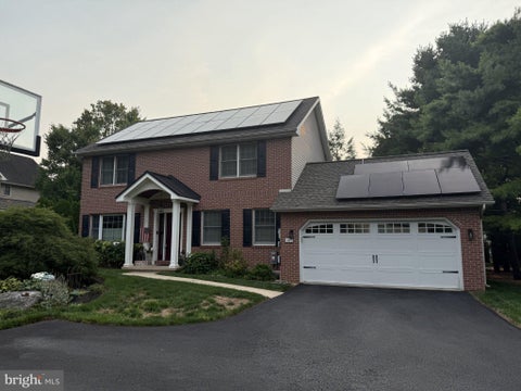 Homes For Sale - 109 Farmstead Circle<br/> LEBANON, PA 17042