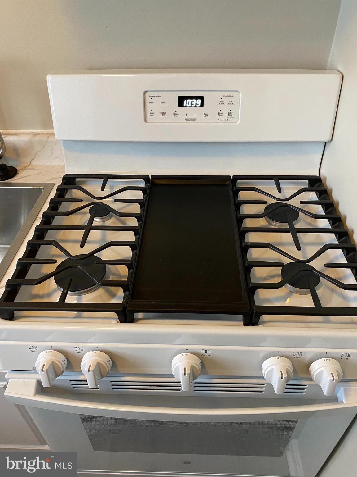 GLEN MANOR - Residential