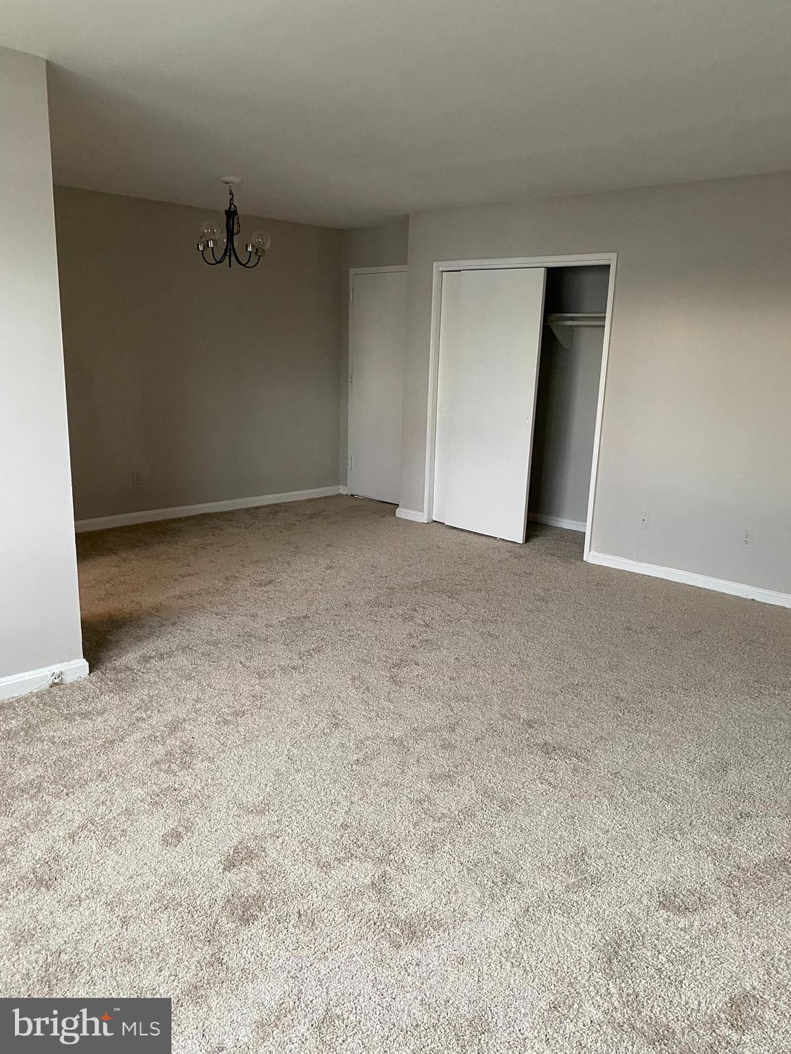 GLEN MANOR - Residential