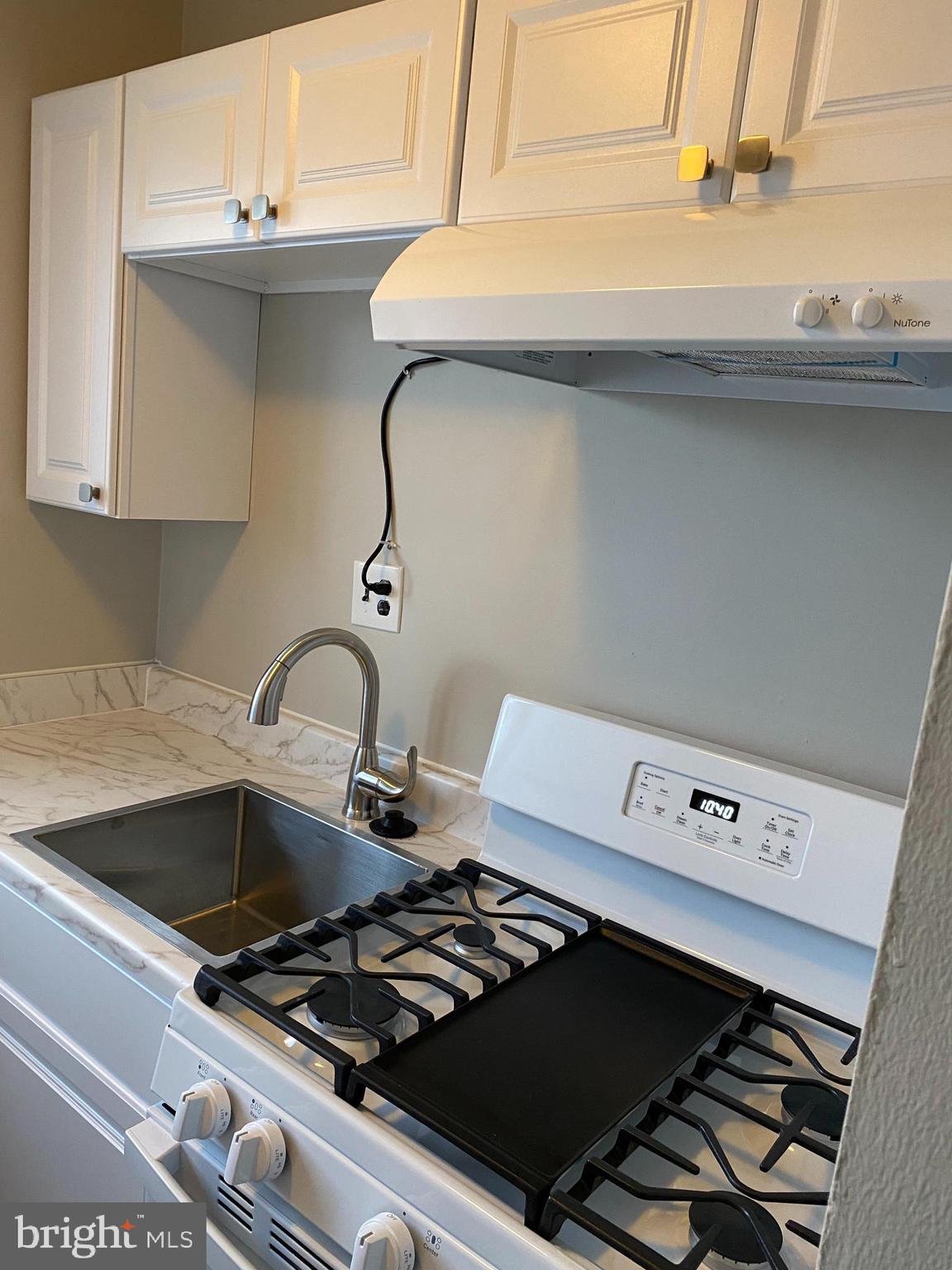 GLEN MANOR - Residential