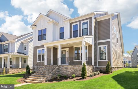 42779 CATTAIL CREEK DRIVE LEESBURG VA 20176