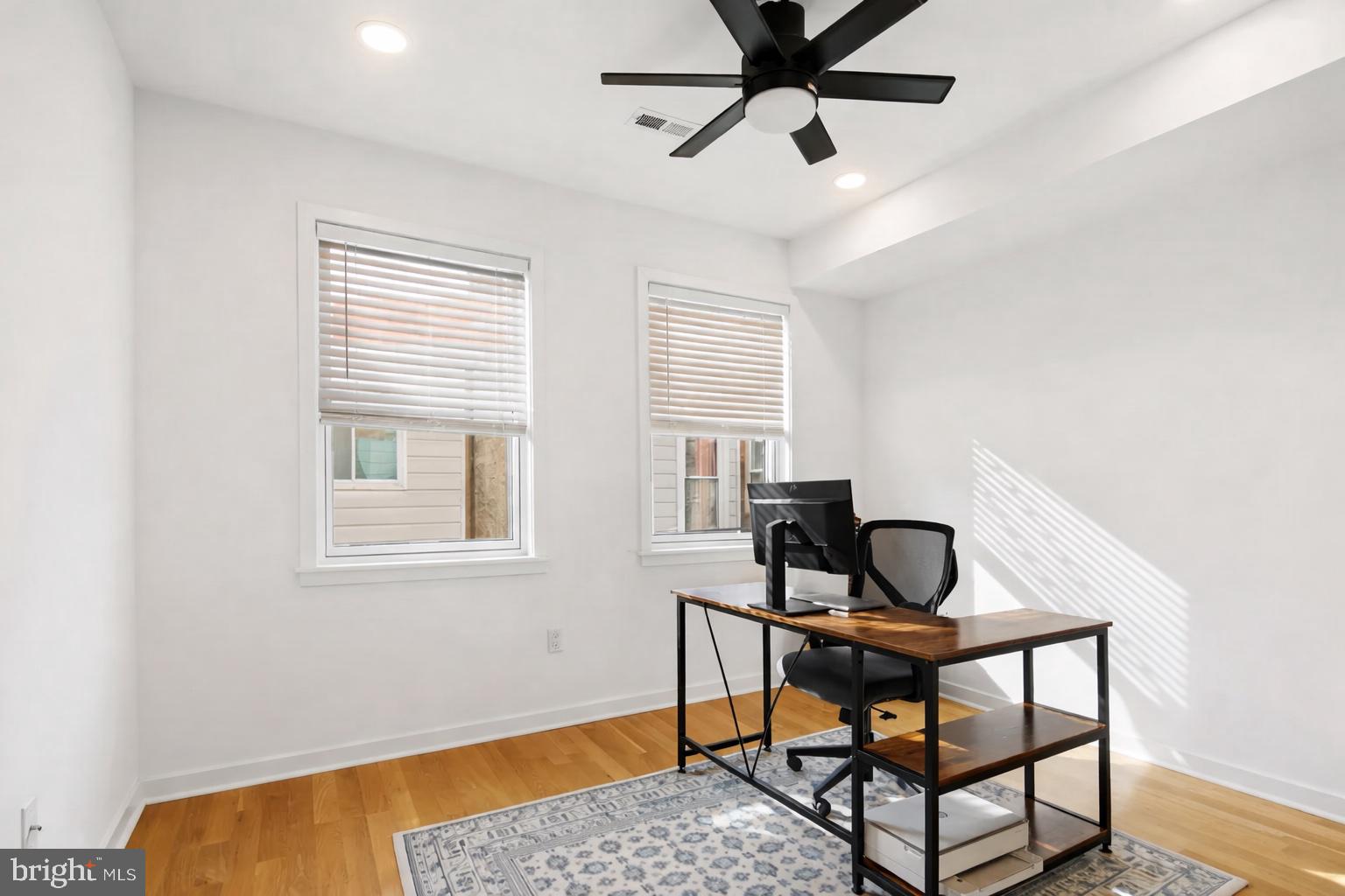 FAIRMOUNT - Residential