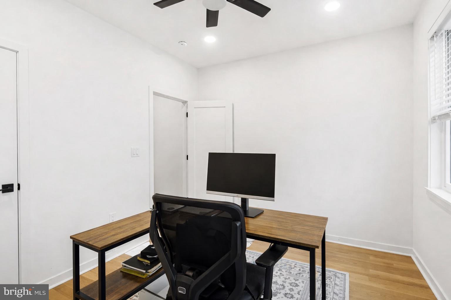 FAIRMOUNT - Residential