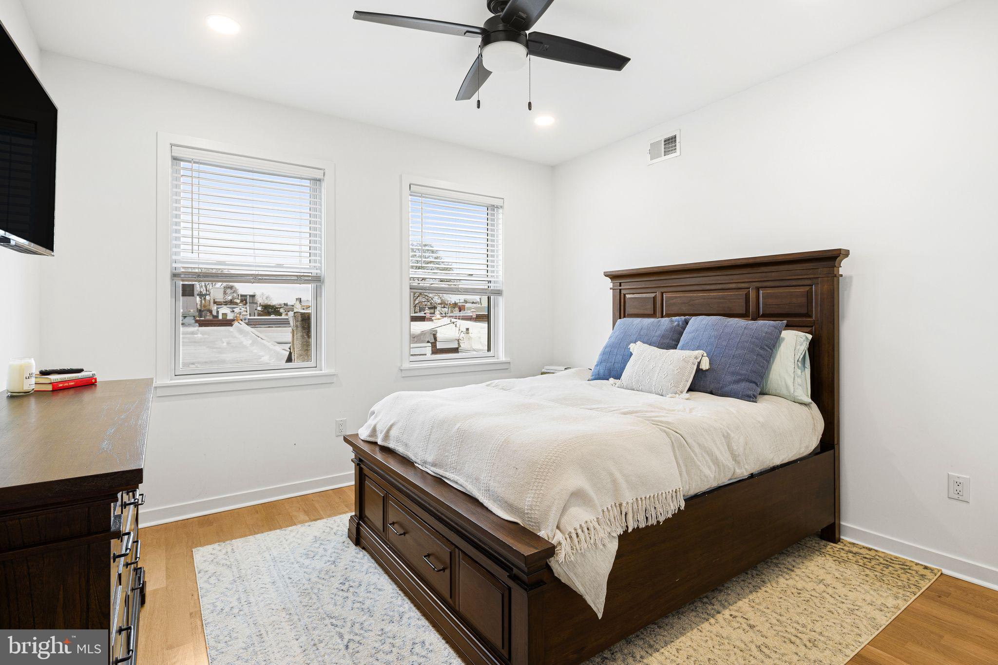 FAIRMOUNT - Residential