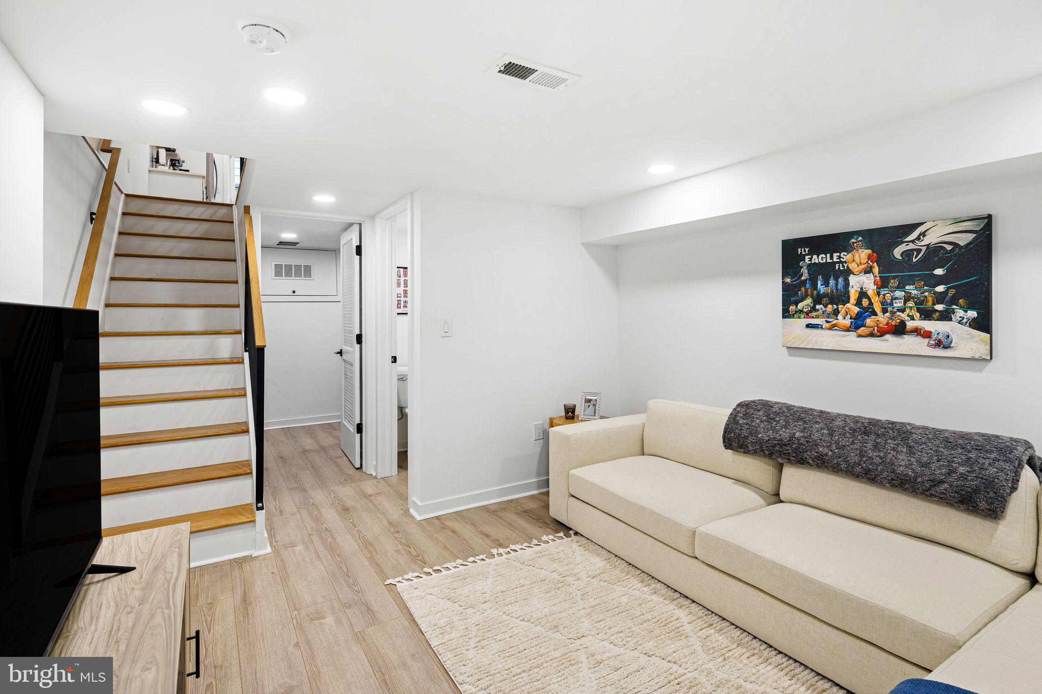 FAIRMOUNT - Residential